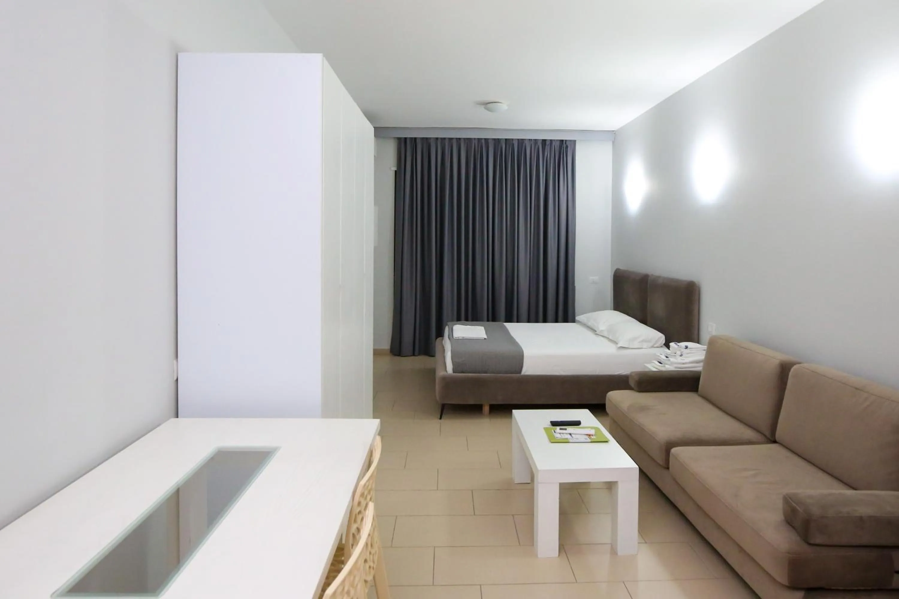 Photo of the whole room, Bed in Diamond Hill Resort & SPA