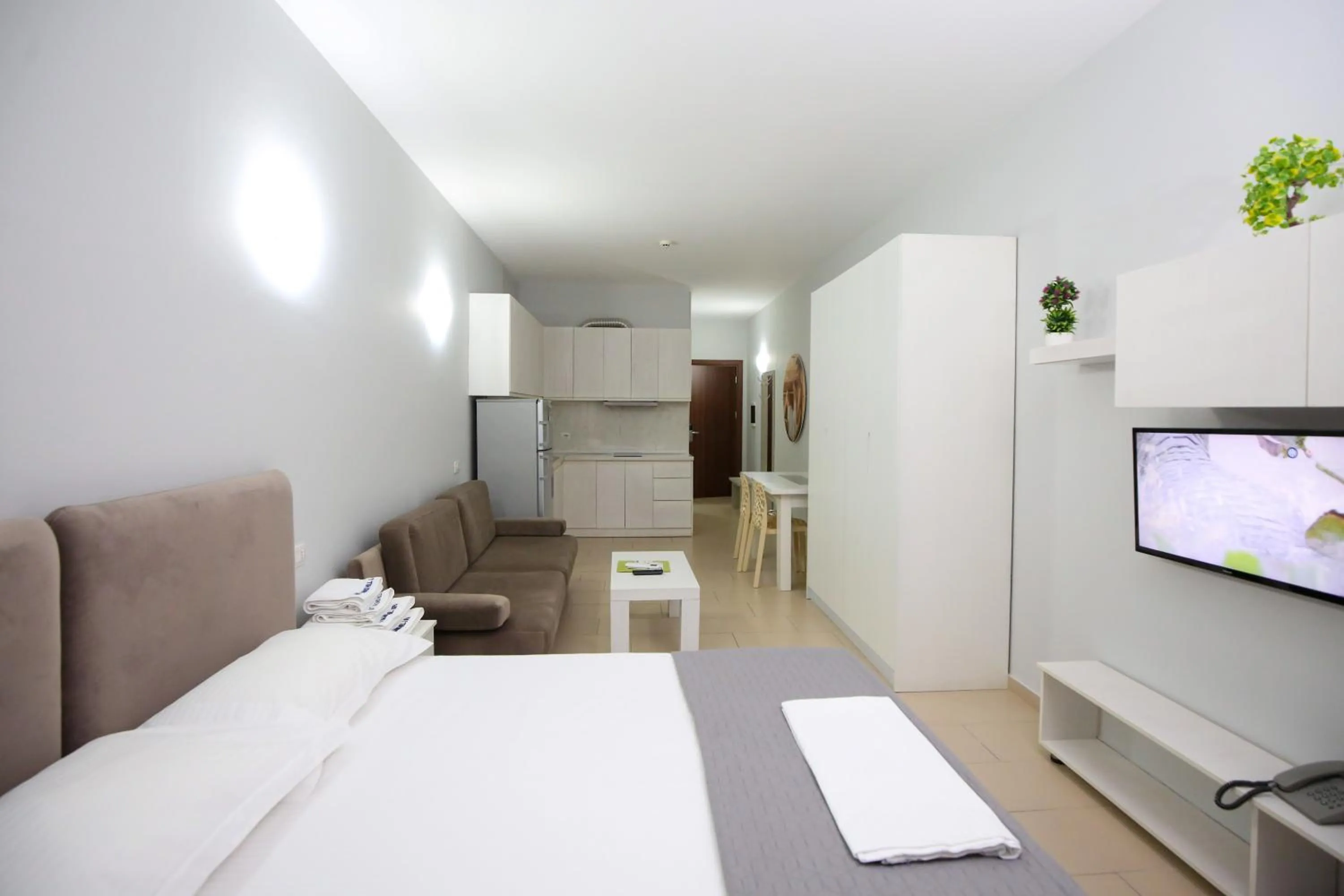 Photo of the whole room, Bed in Diamond Hill Resort & SPA