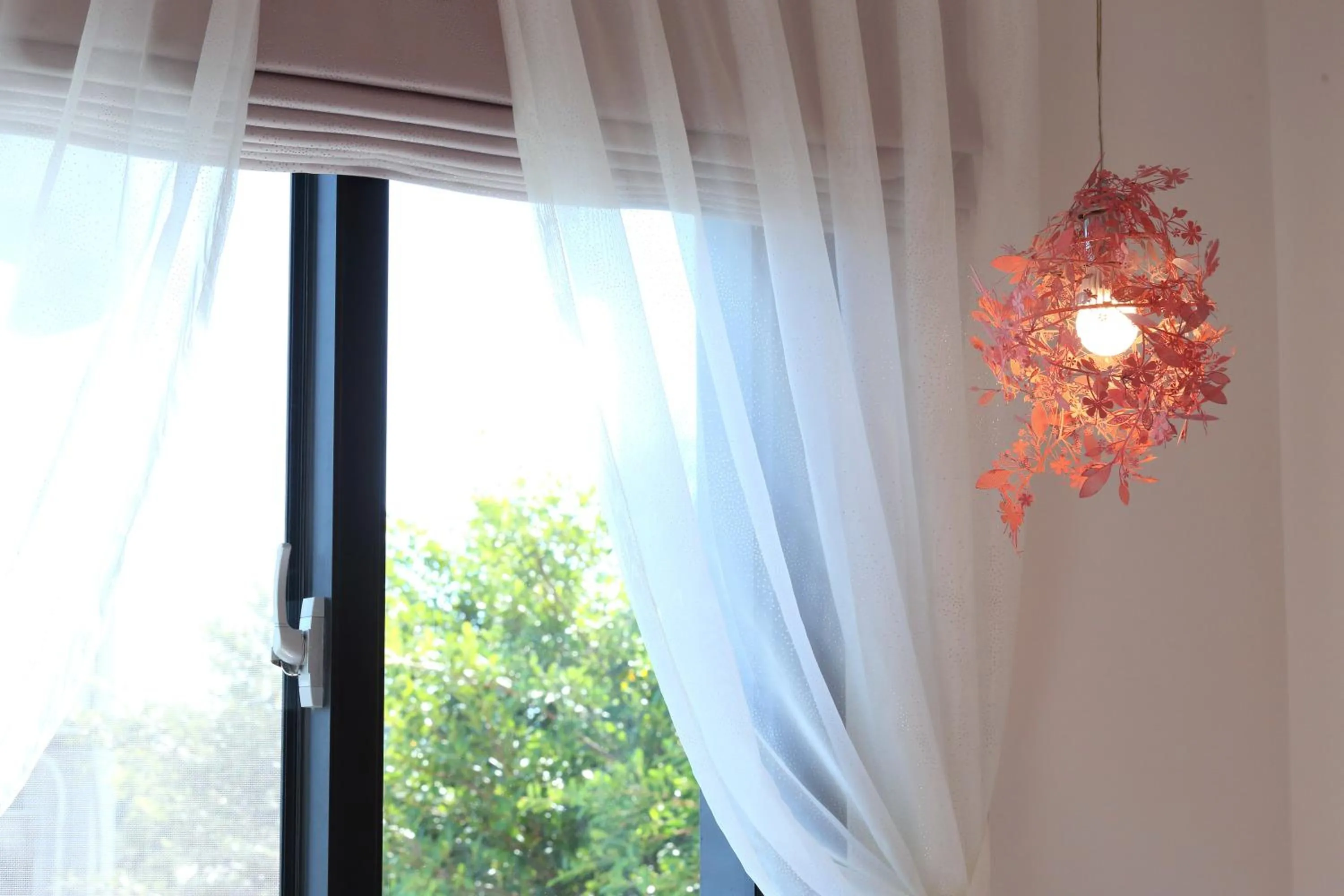 Decorative detail in 1999 homestay