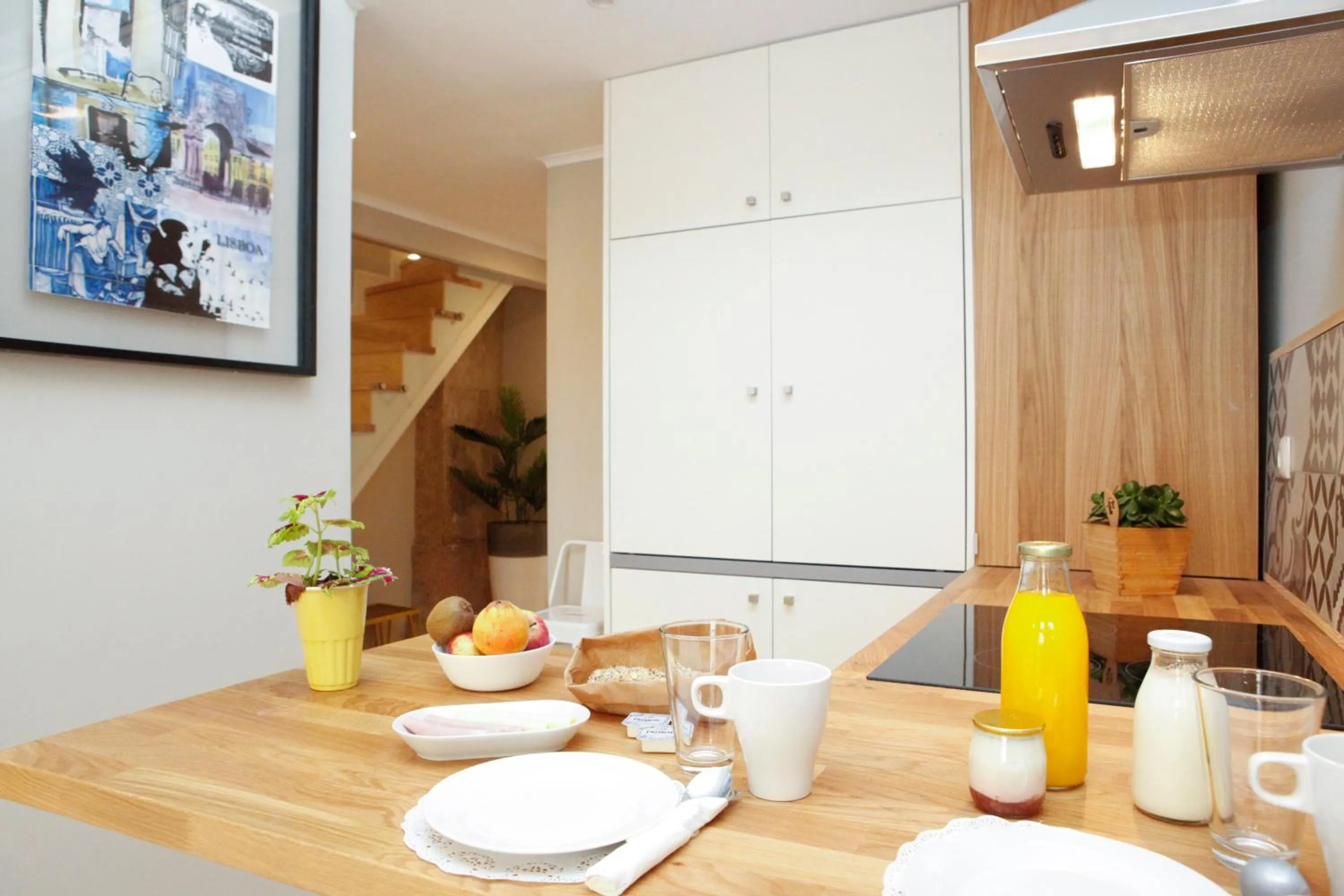 Food in Flores Guest House