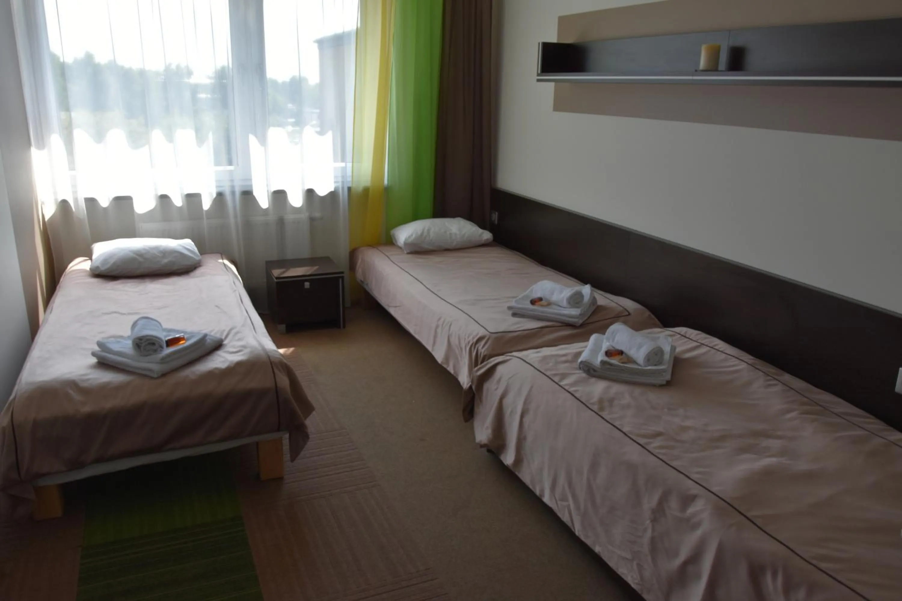 Photo of the whole room, Bed in Młoda Europa