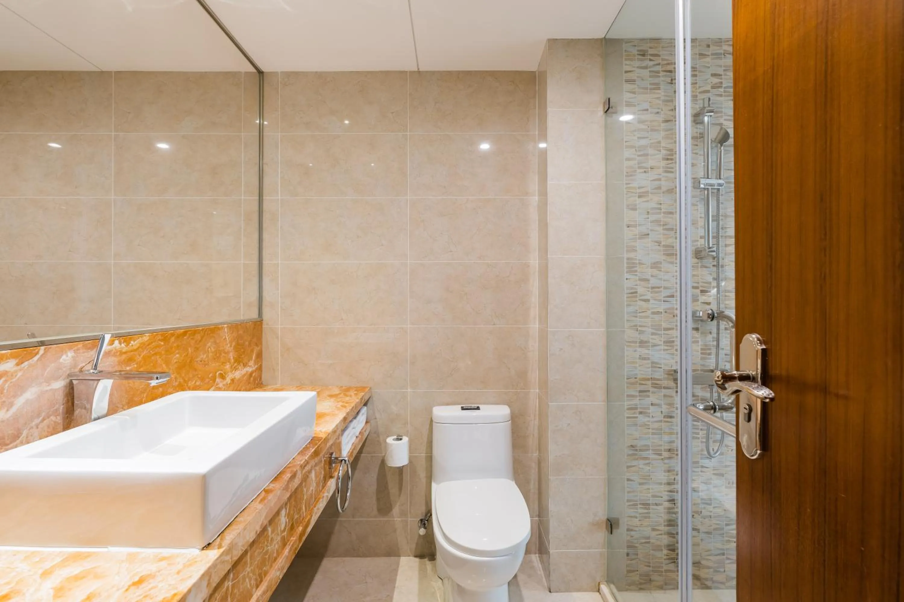 Toilet in Mai Xinge Boutique Hotel - Free shuttle buses are provided between PVG Airport and Disneyland