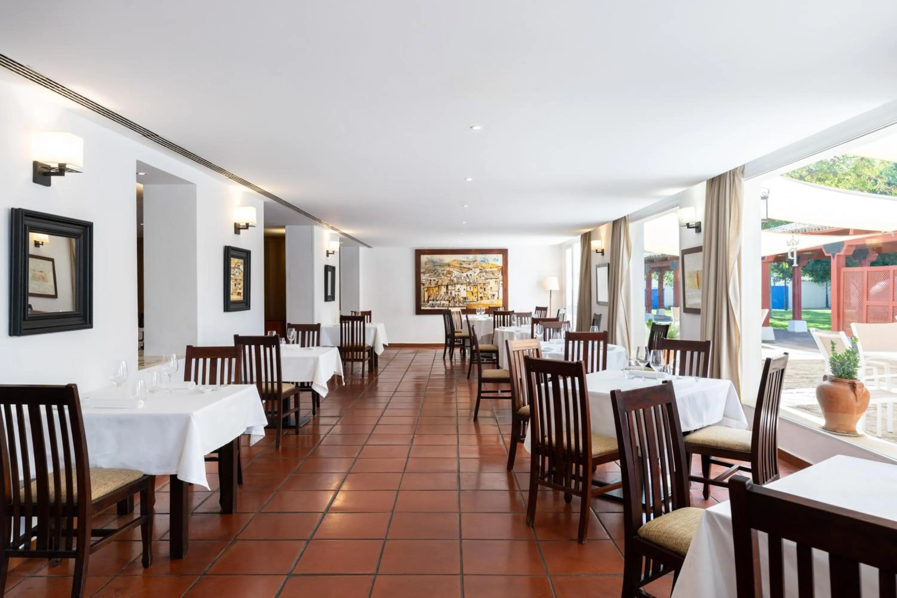 Restaurant/places to eat in Parador de Manzanares