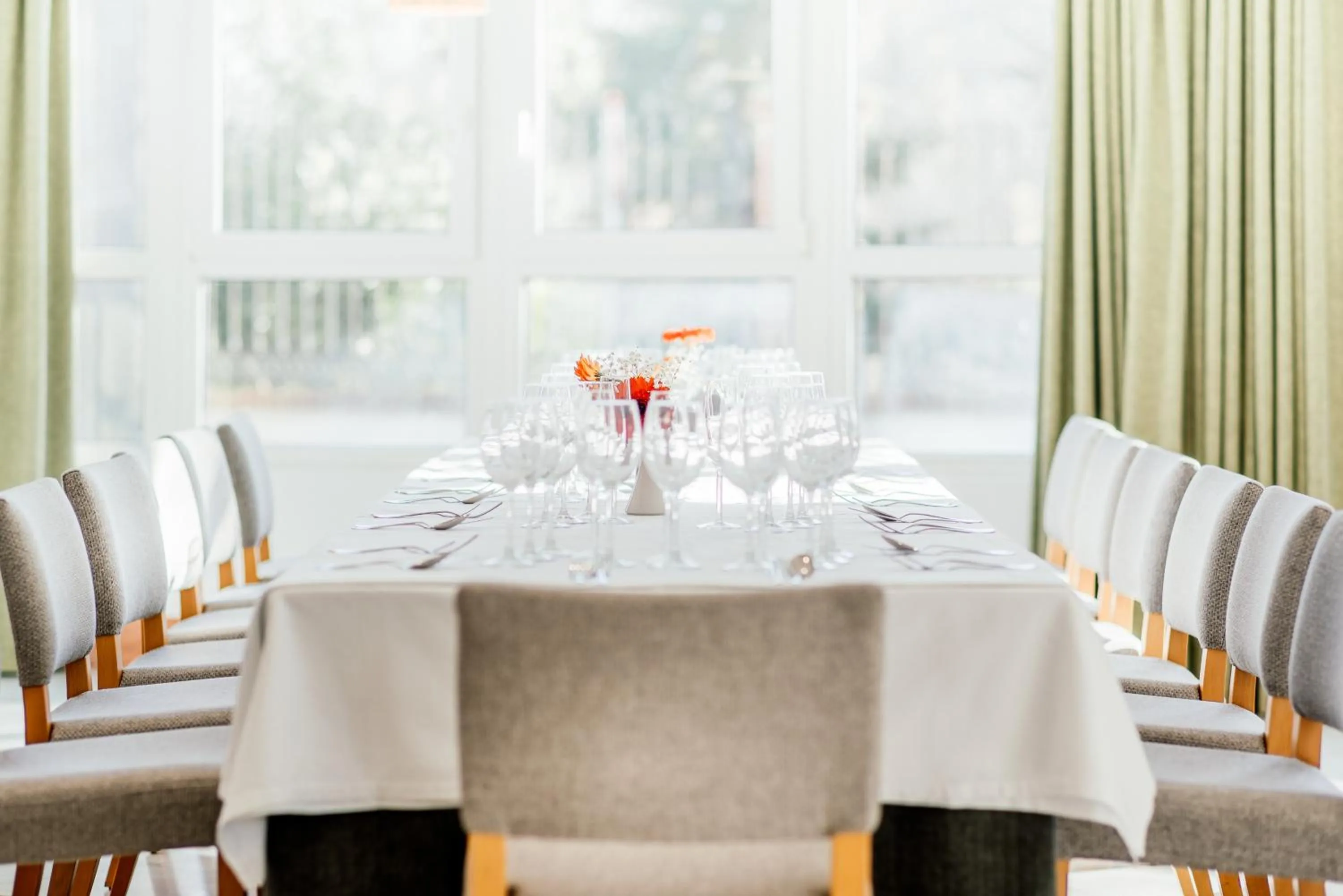 Restaurant/places to eat in Parador de Manzanares