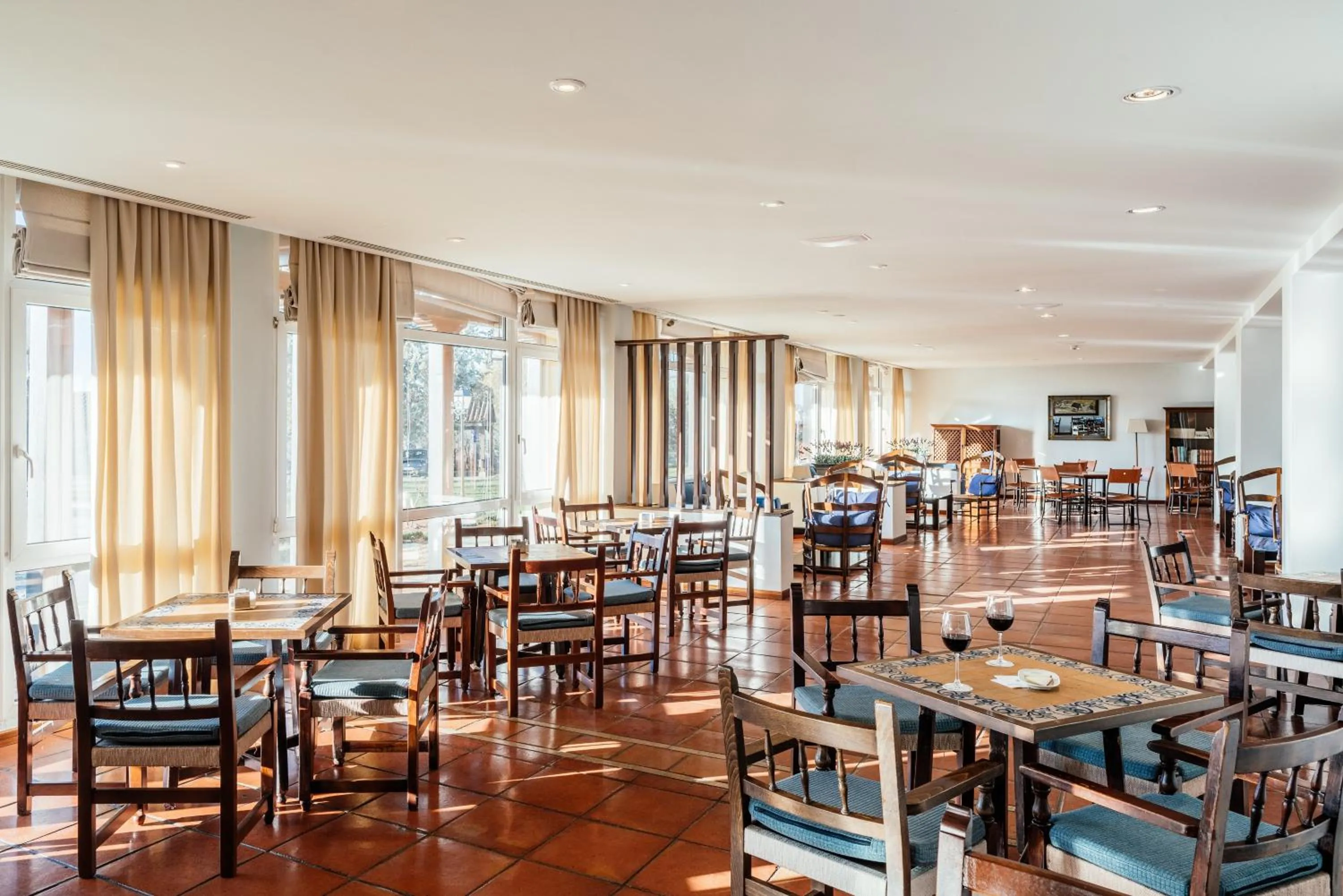 Lounge or bar in Parador de Manzanares