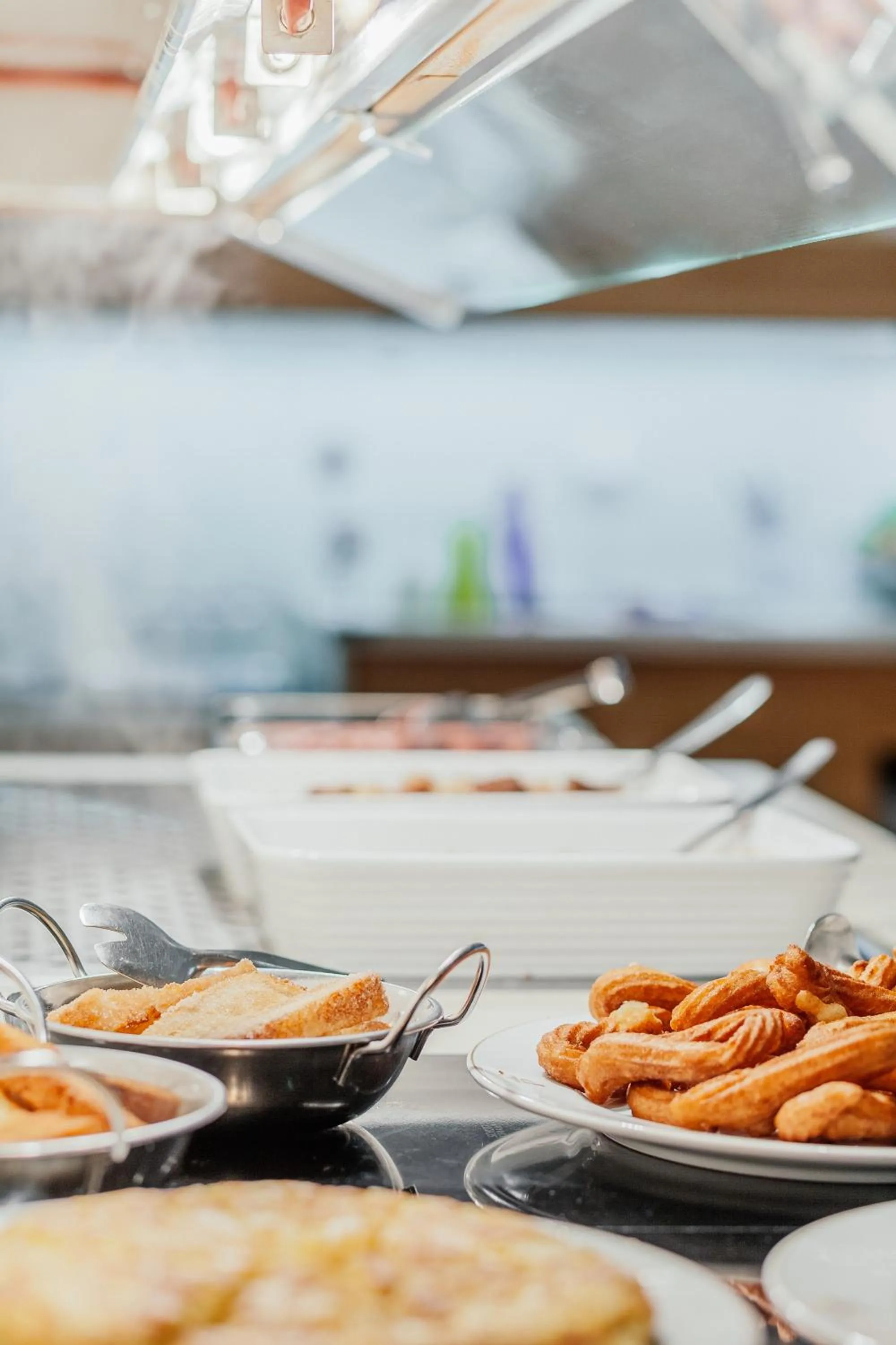 Buffet breakfast in Parador de Manzanares