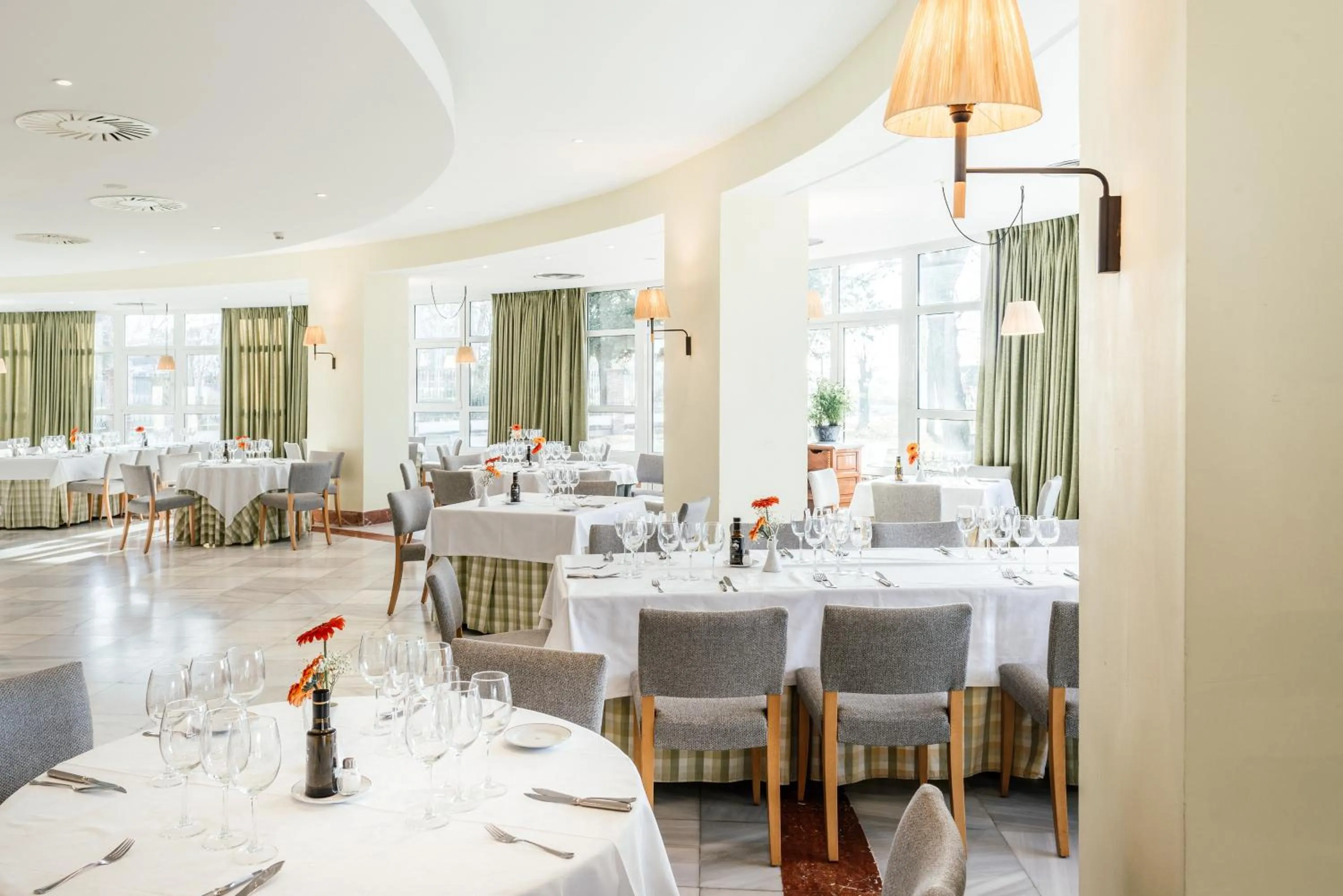 Restaurant/places to eat in Parador de Manzanares