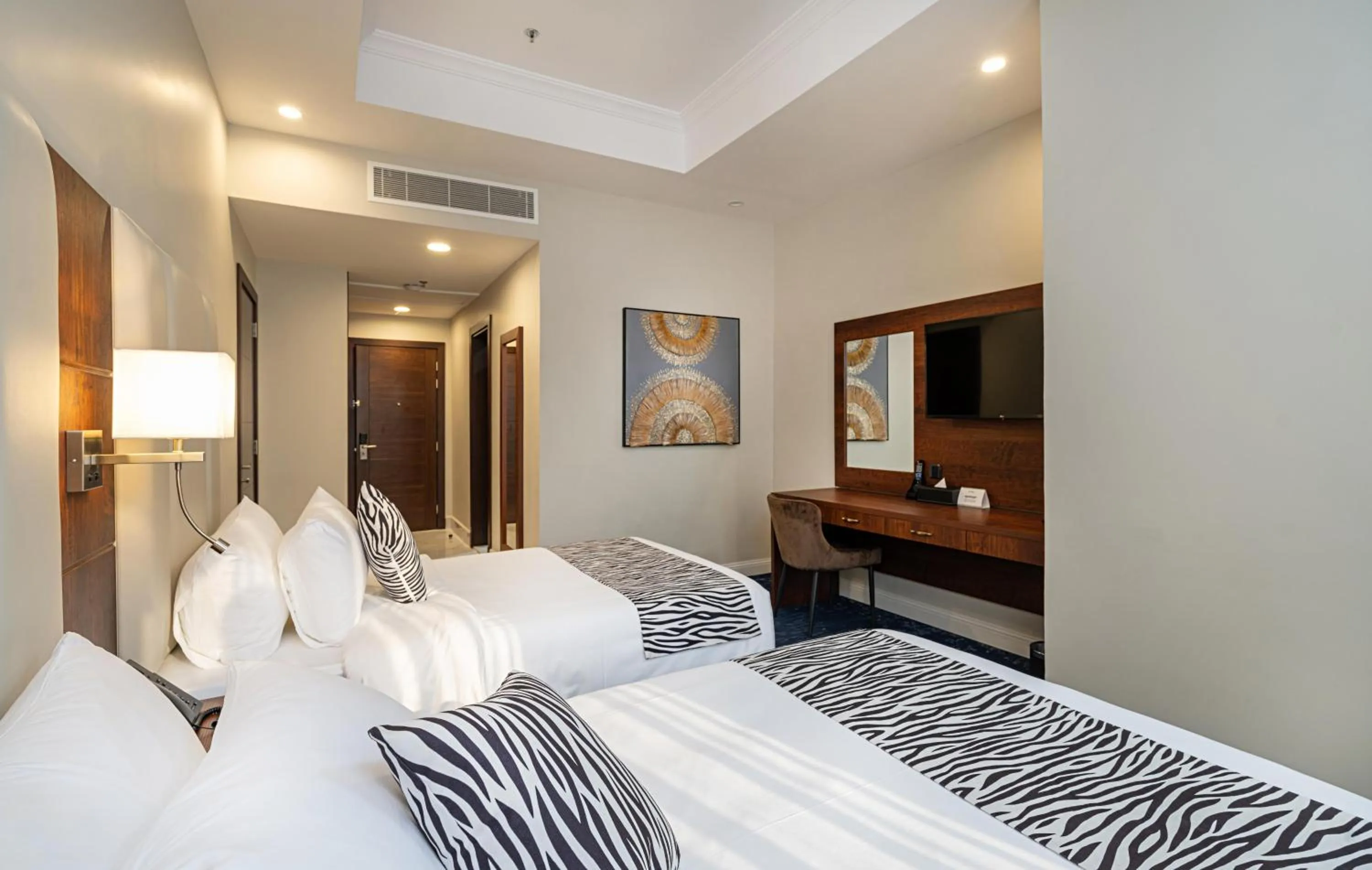 Photo of the whole room, Bed in Sunday Jeddah Hotel