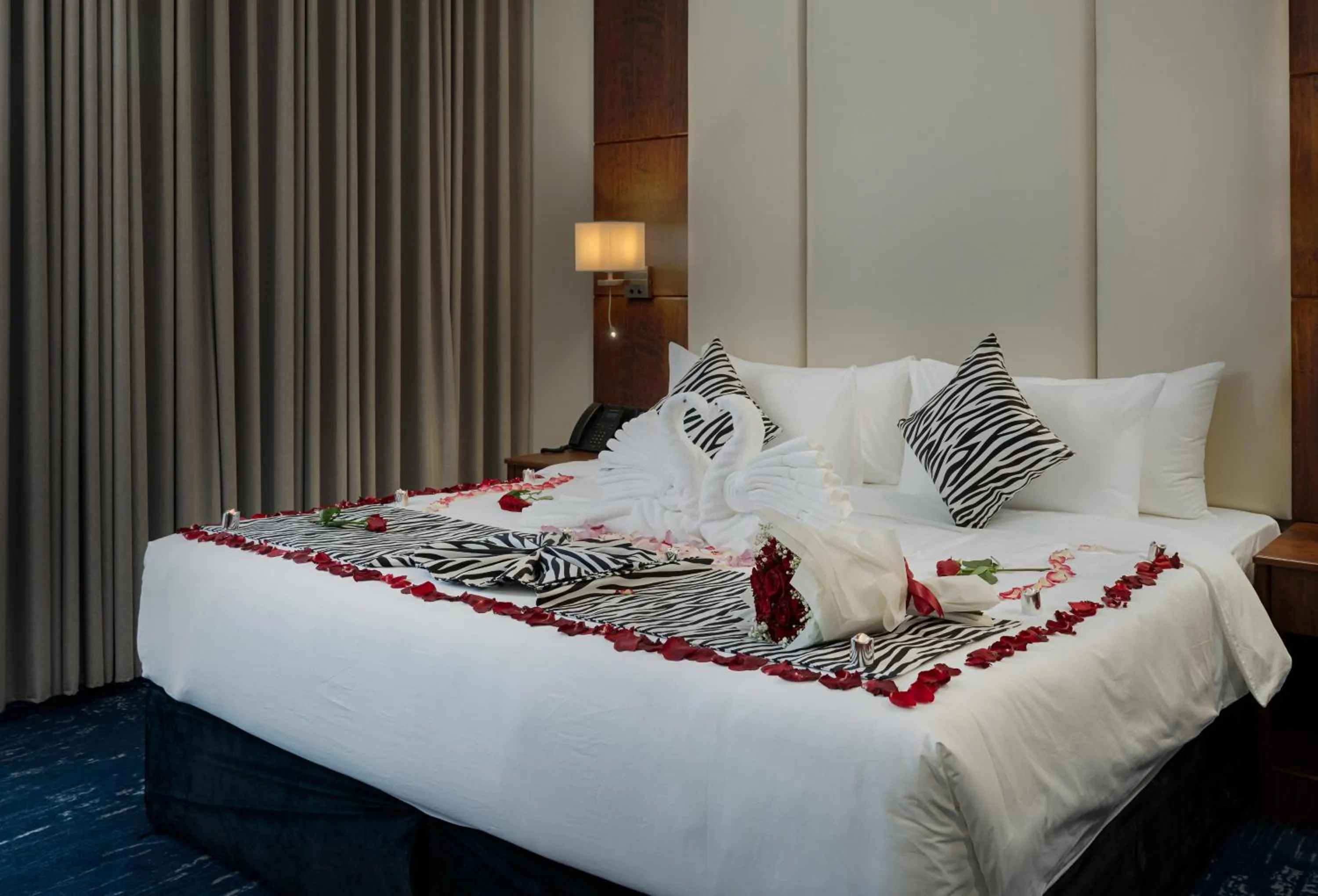 Photo of the whole room, Bed in Sunday Jeddah Hotel