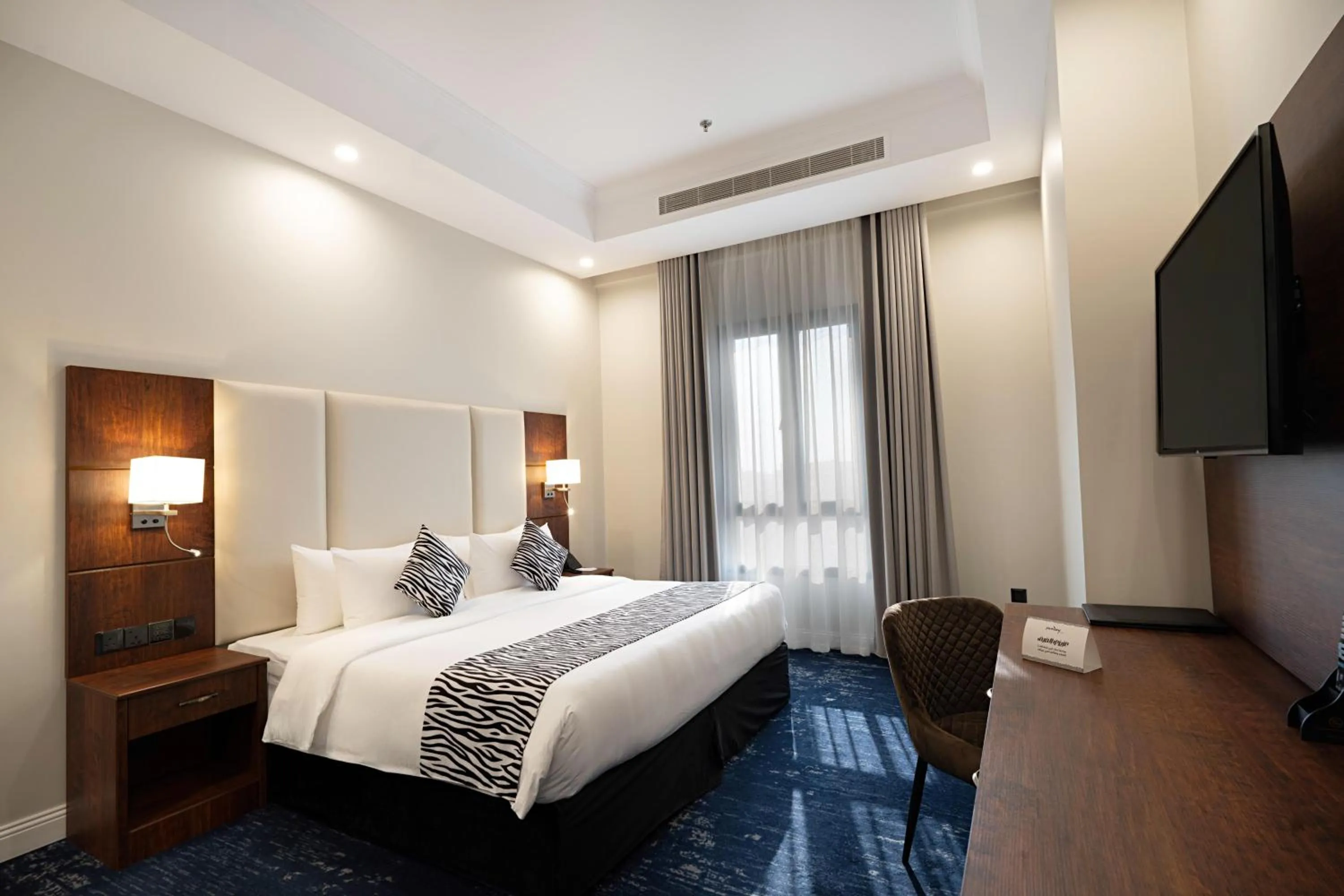 Photo of the whole room, Bed in Sunday Jeddah Hotel