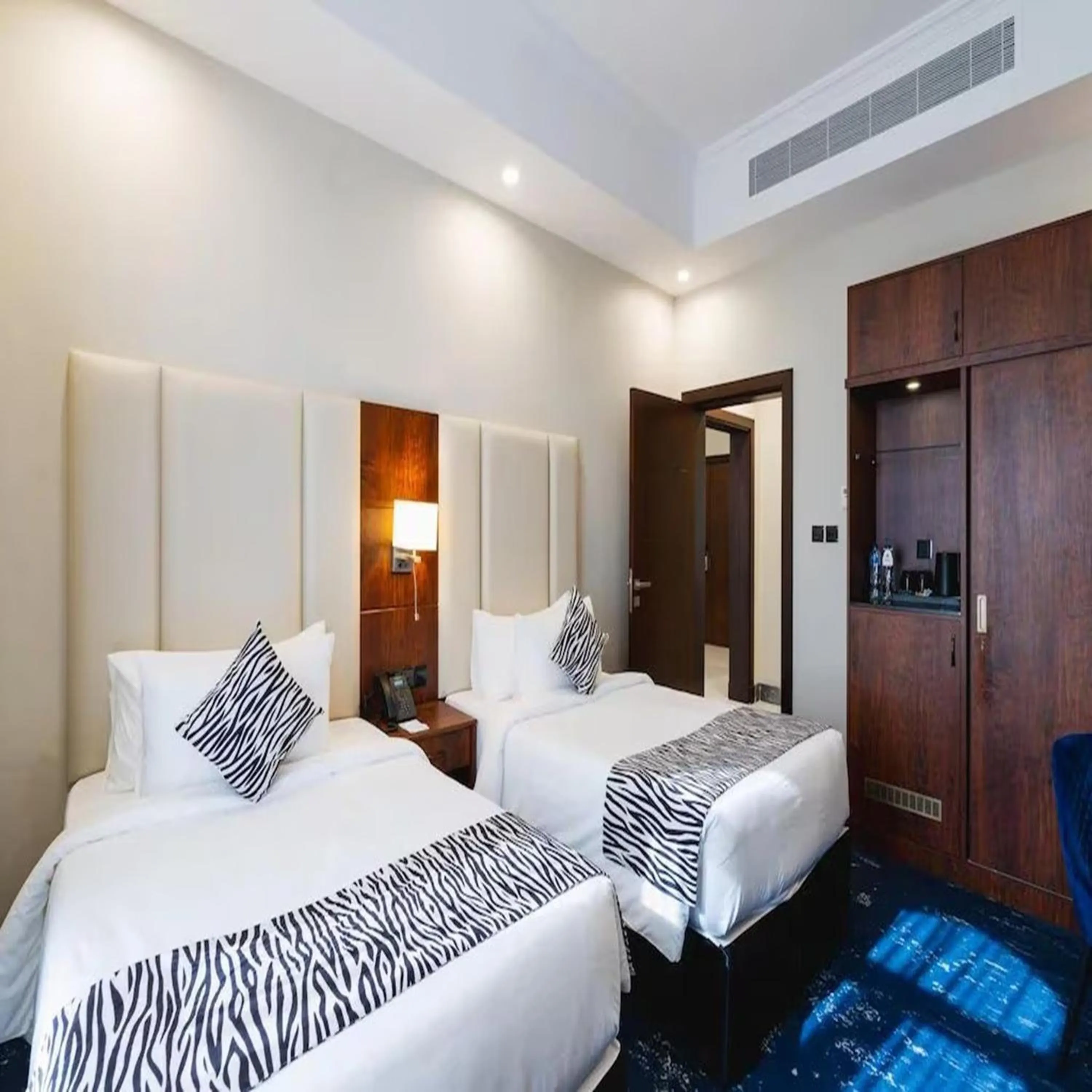 Photo of the whole room, Bed in Sunday Jeddah Hotel