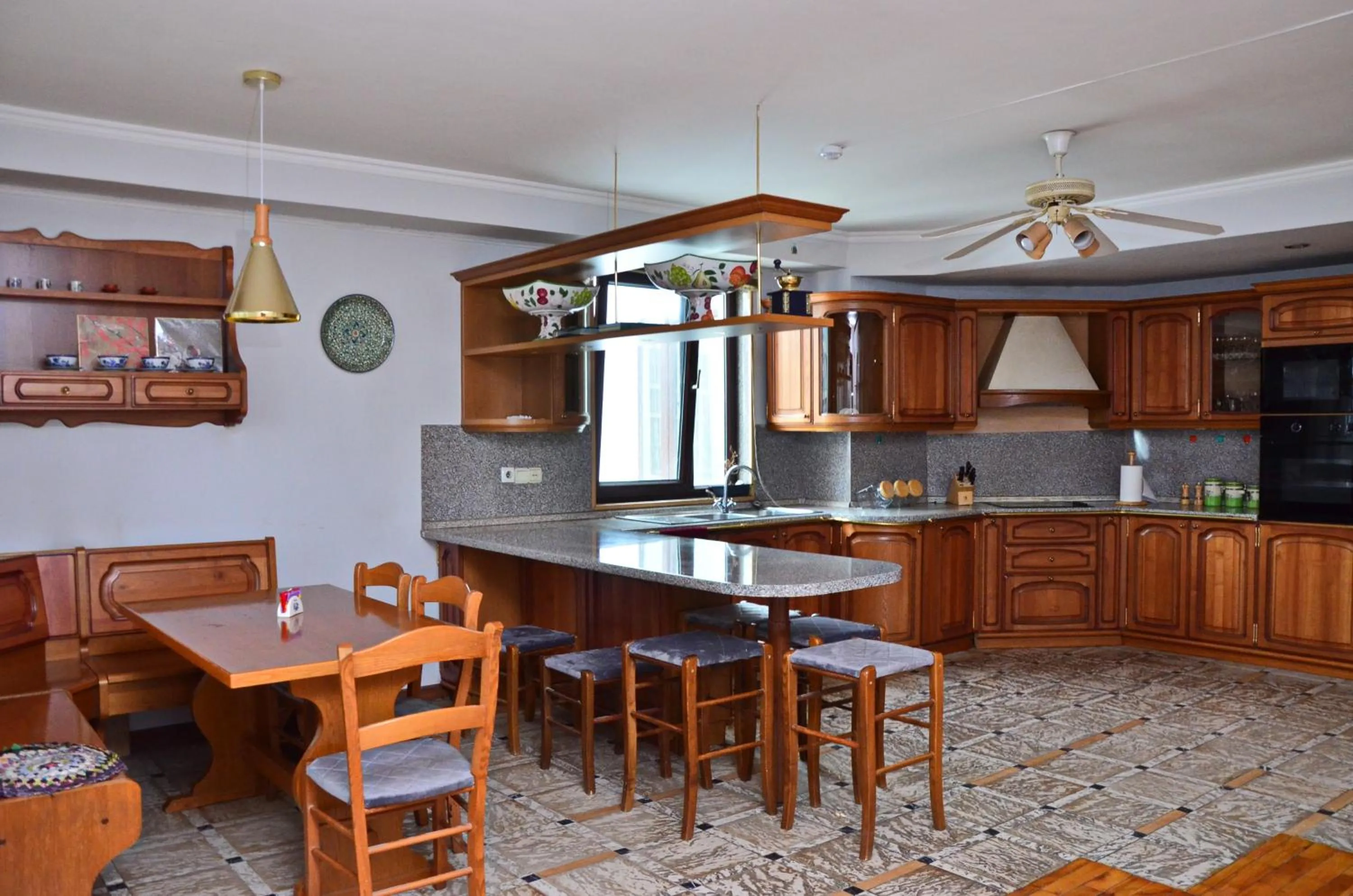 Kitchen or kitchenette in Karvan-N