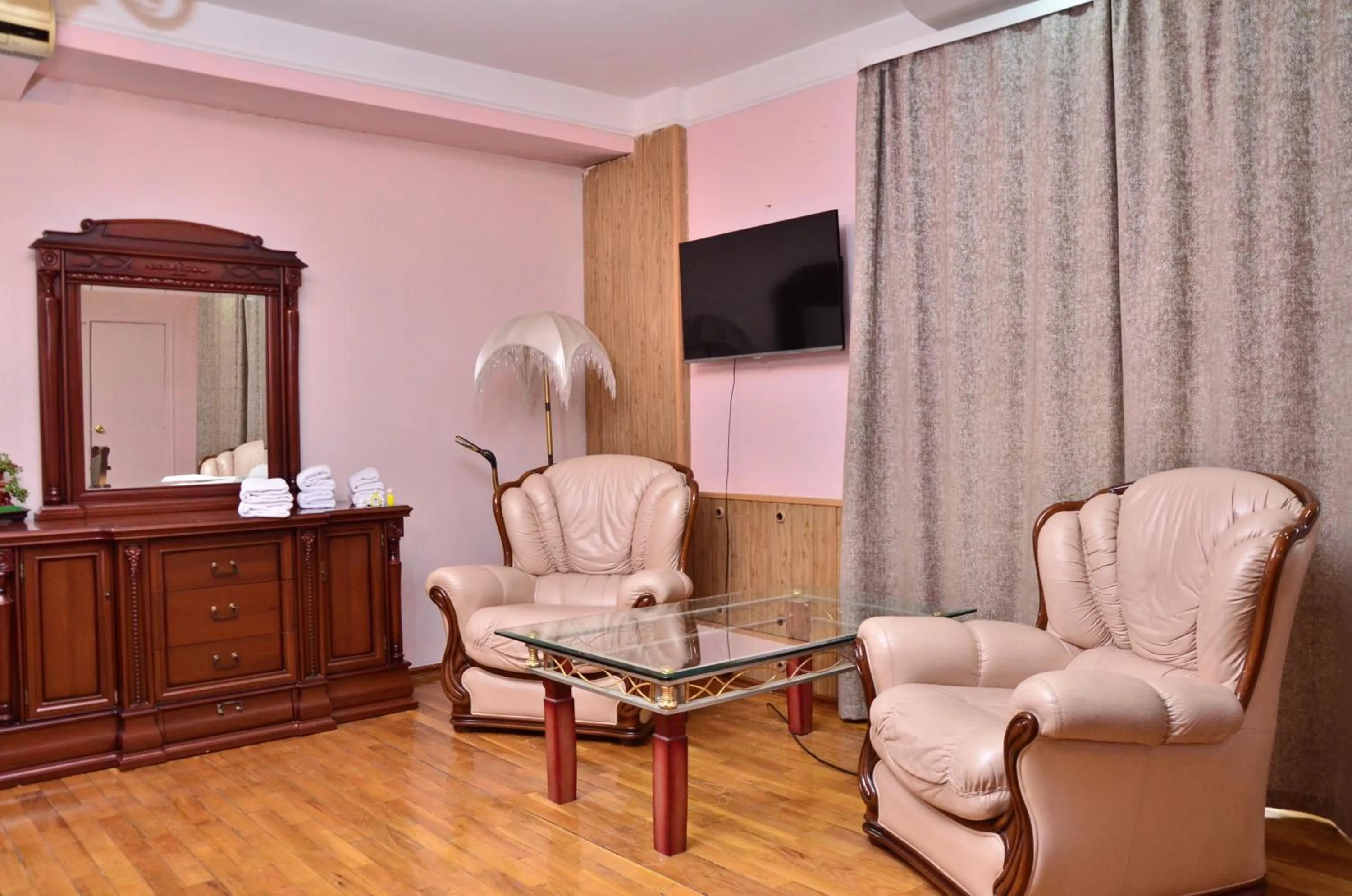 TV and multimedia in Karvan-N