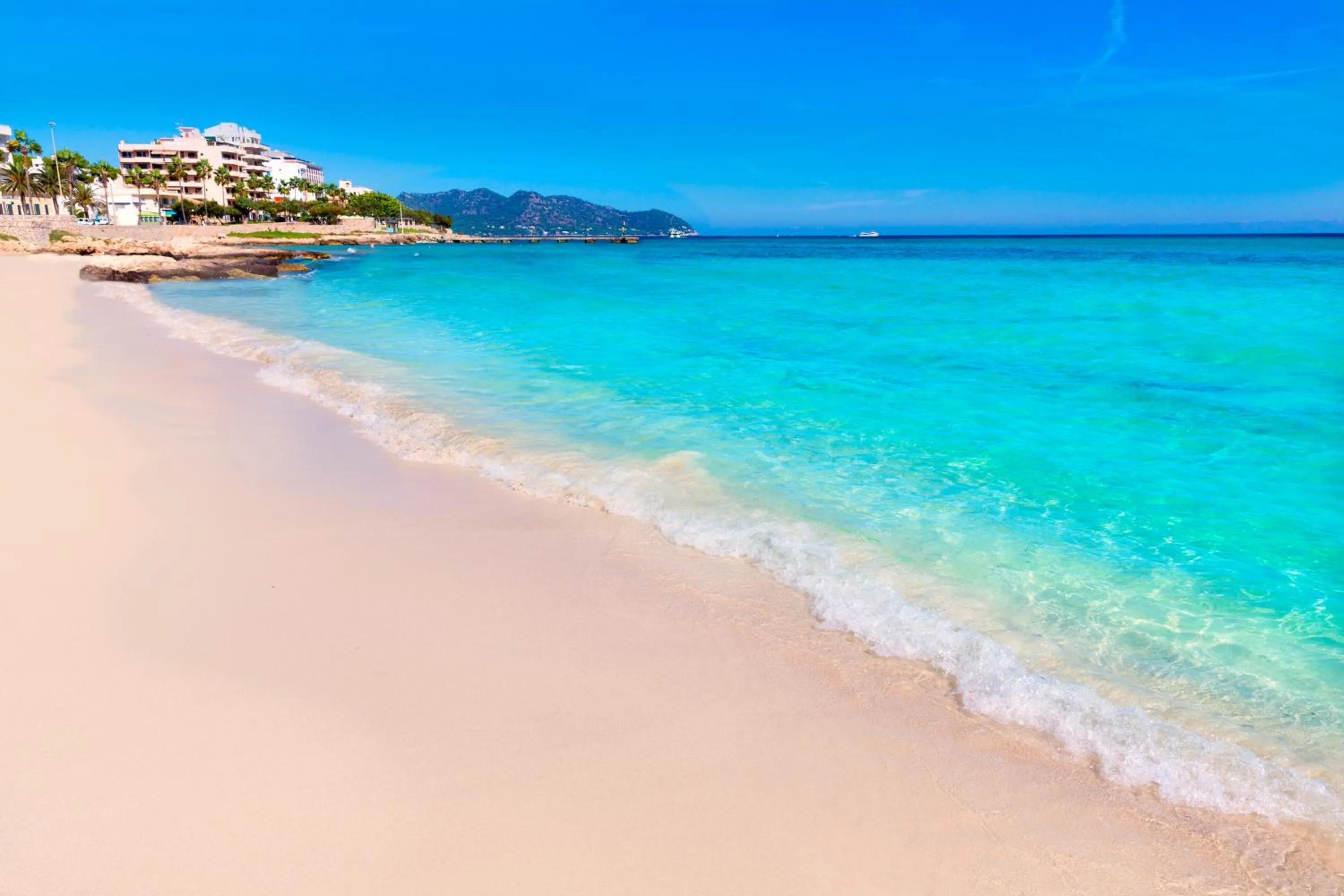 Beach in Ilusion Vista Blava