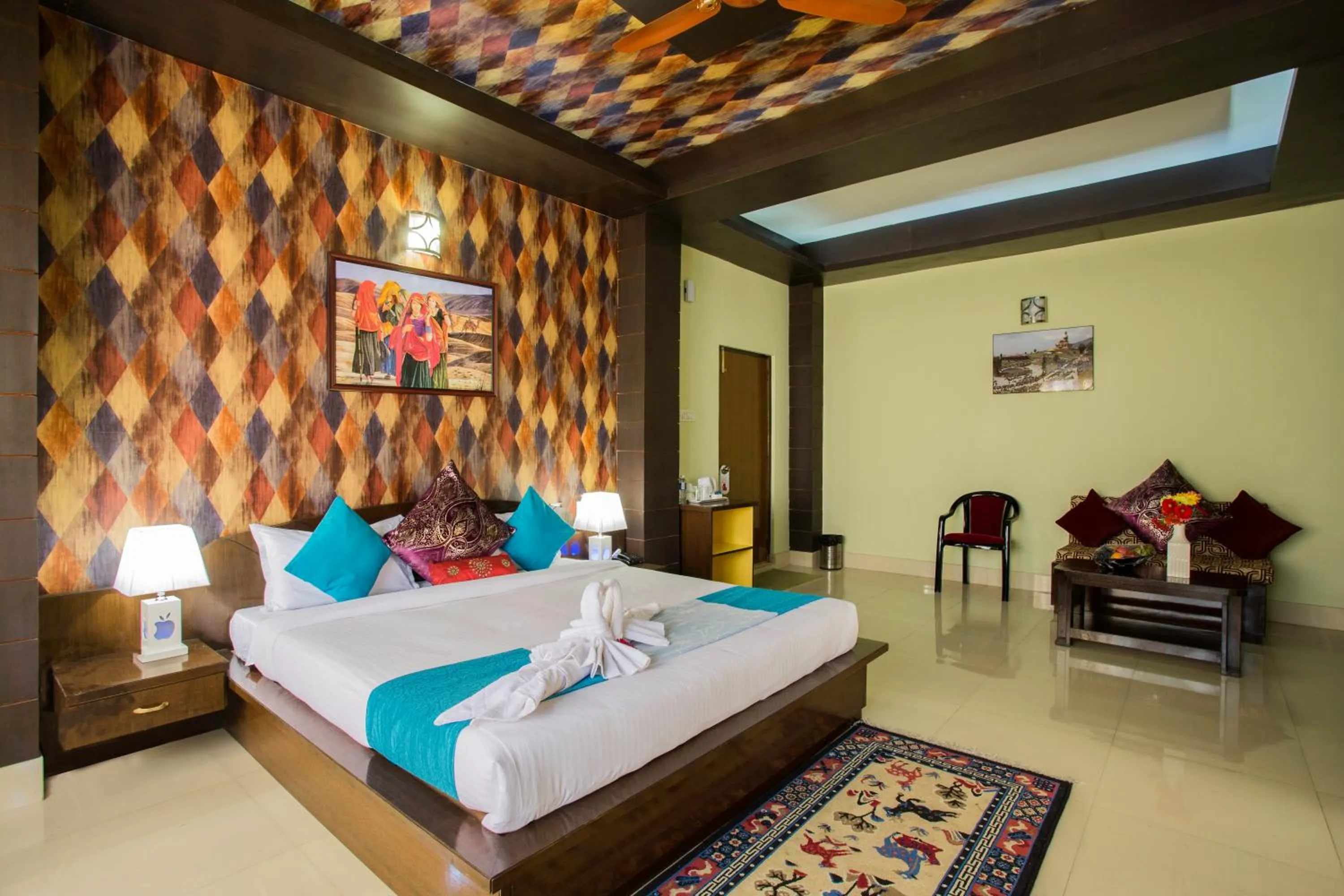 Golden Star Continental & Spa