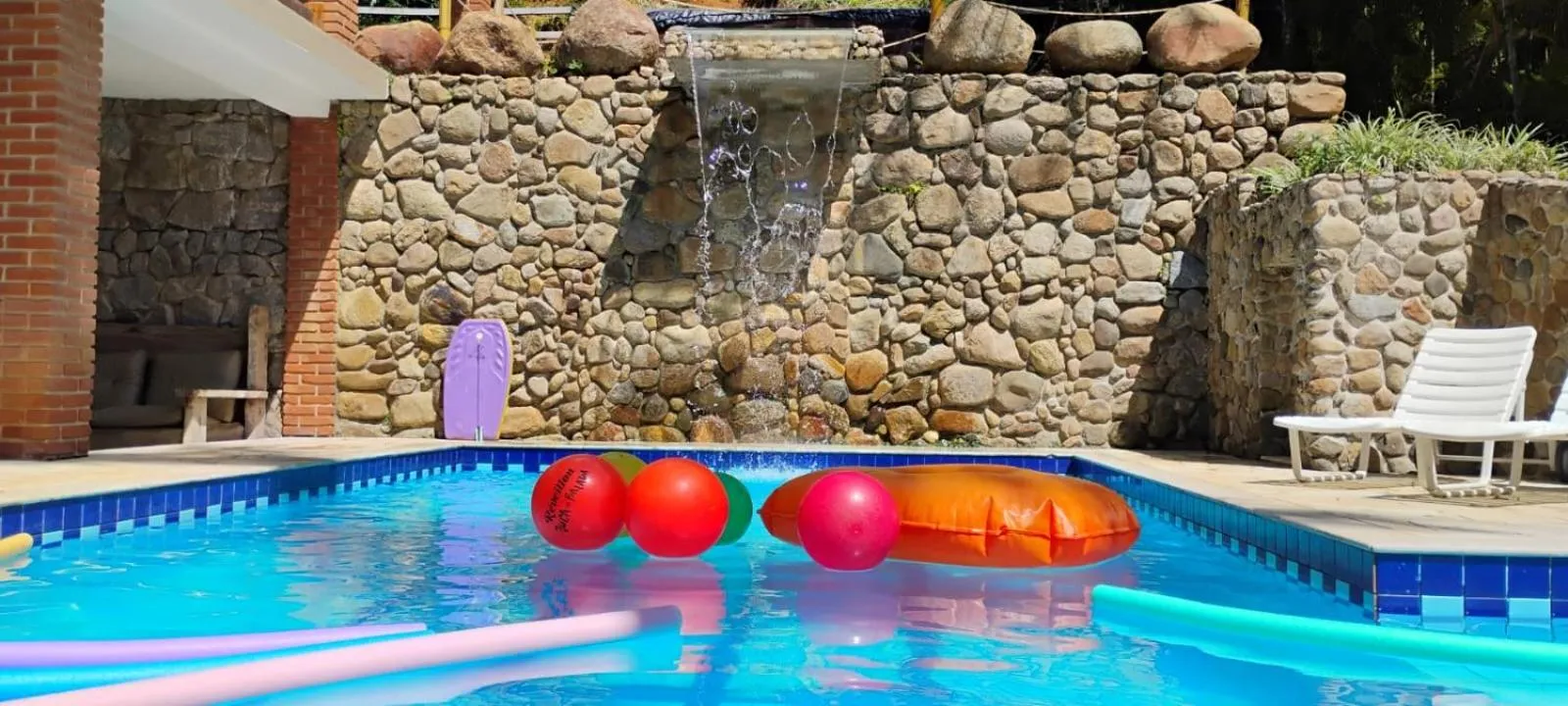 Cocanha Beach Pousadas