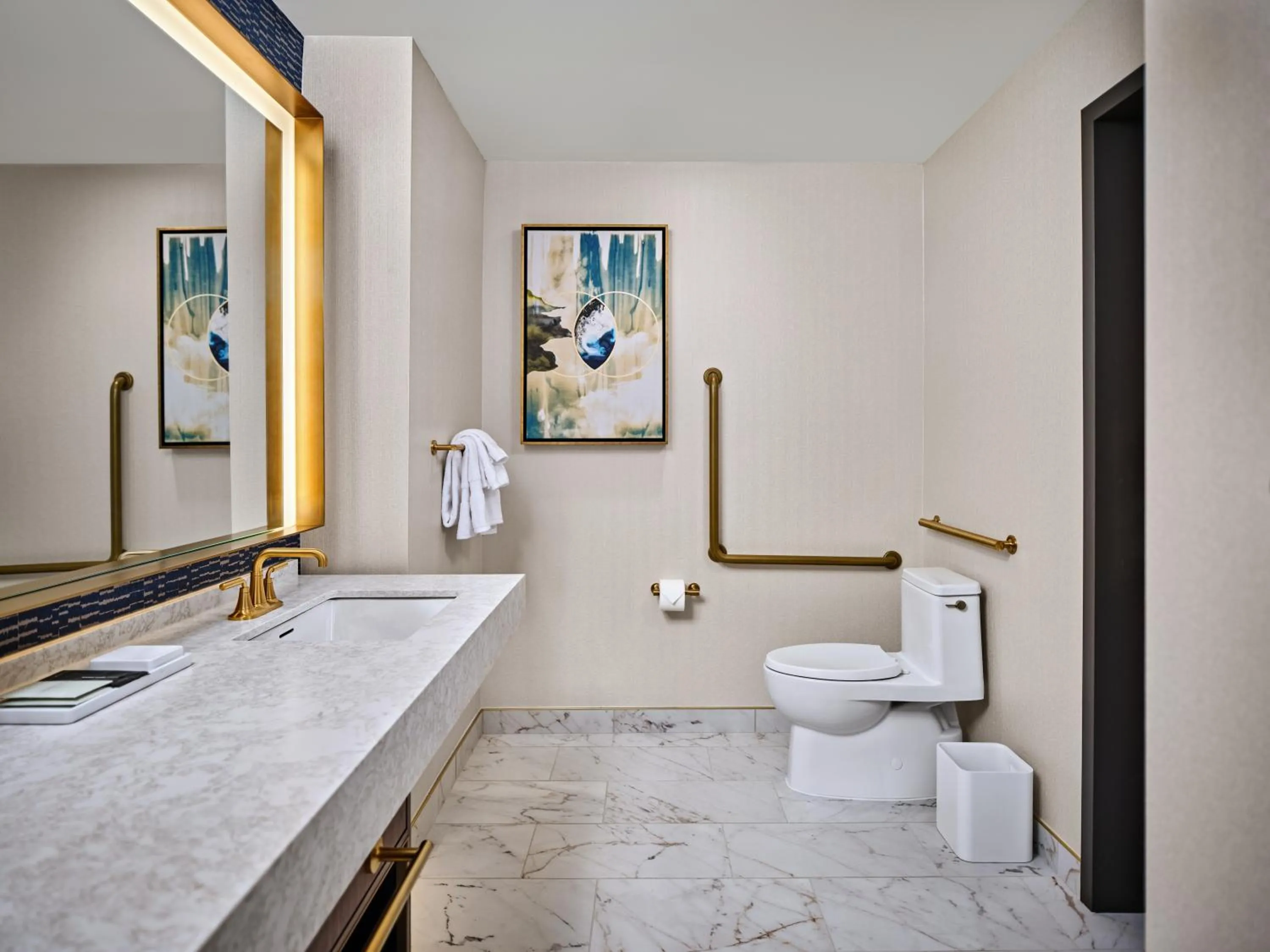 Bathroom in Hard Rock Hotel & Casino Ottawa