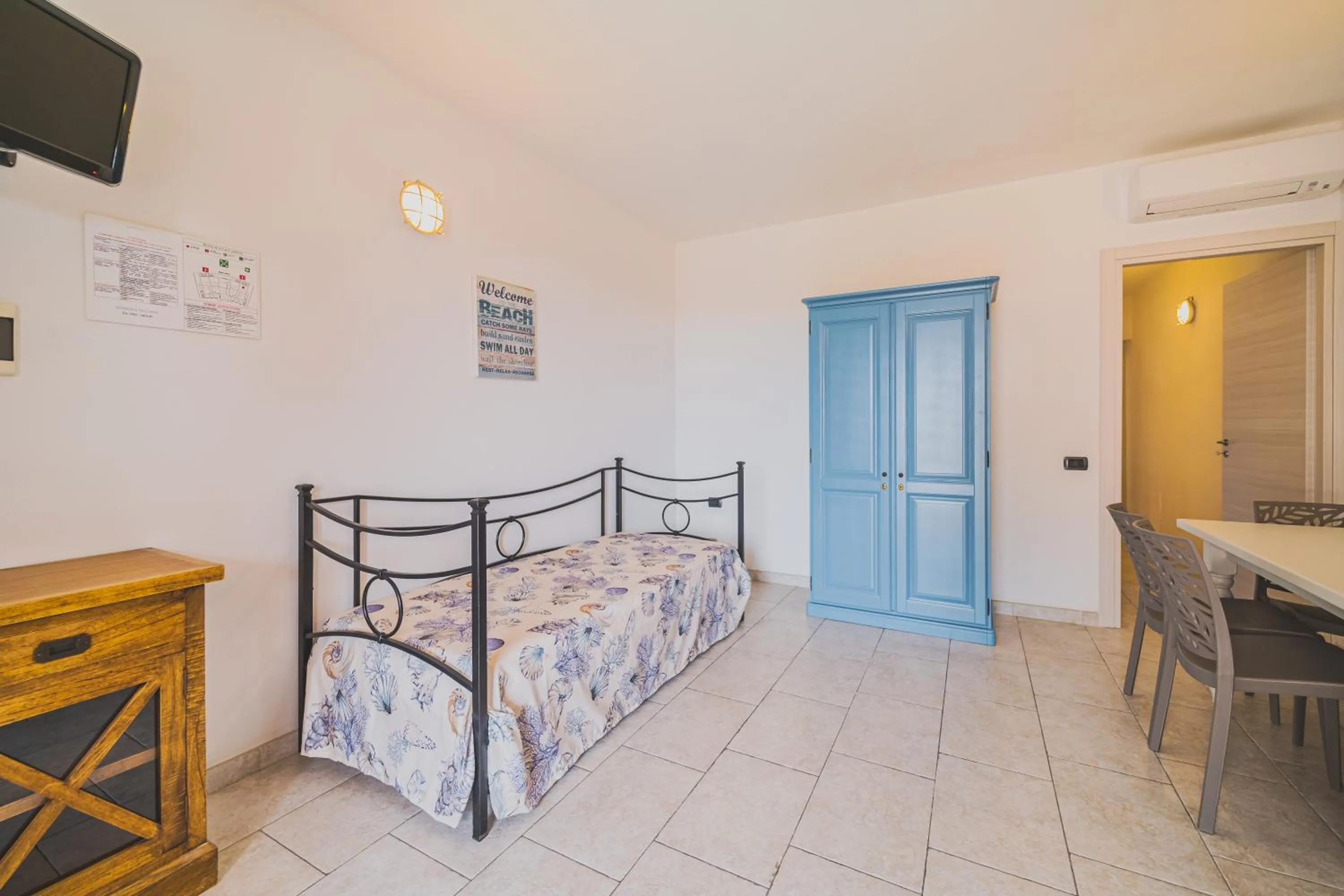 Living room, Bed in Residence Villa Rosi