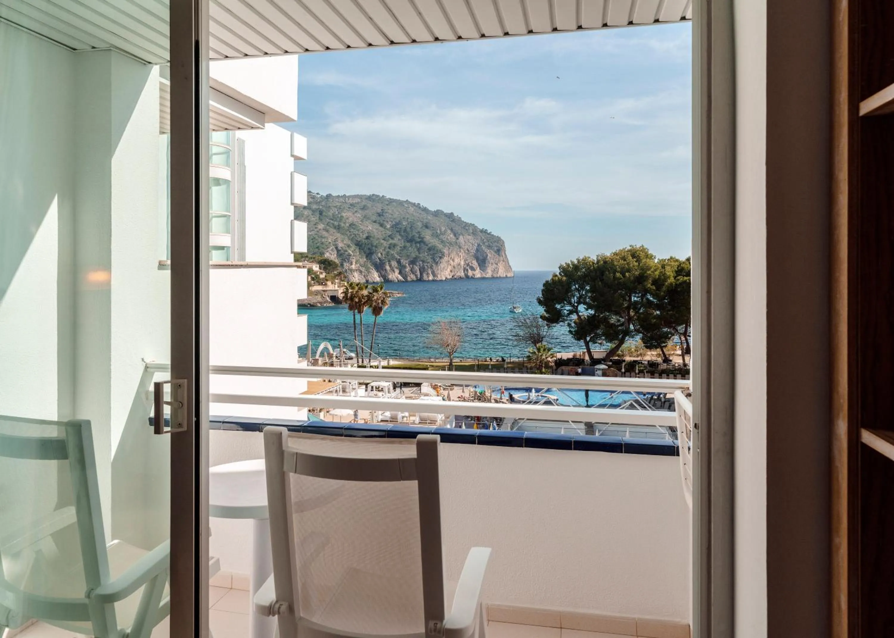 Double Frontal Sea View in Alua Gran Camp de Mar
