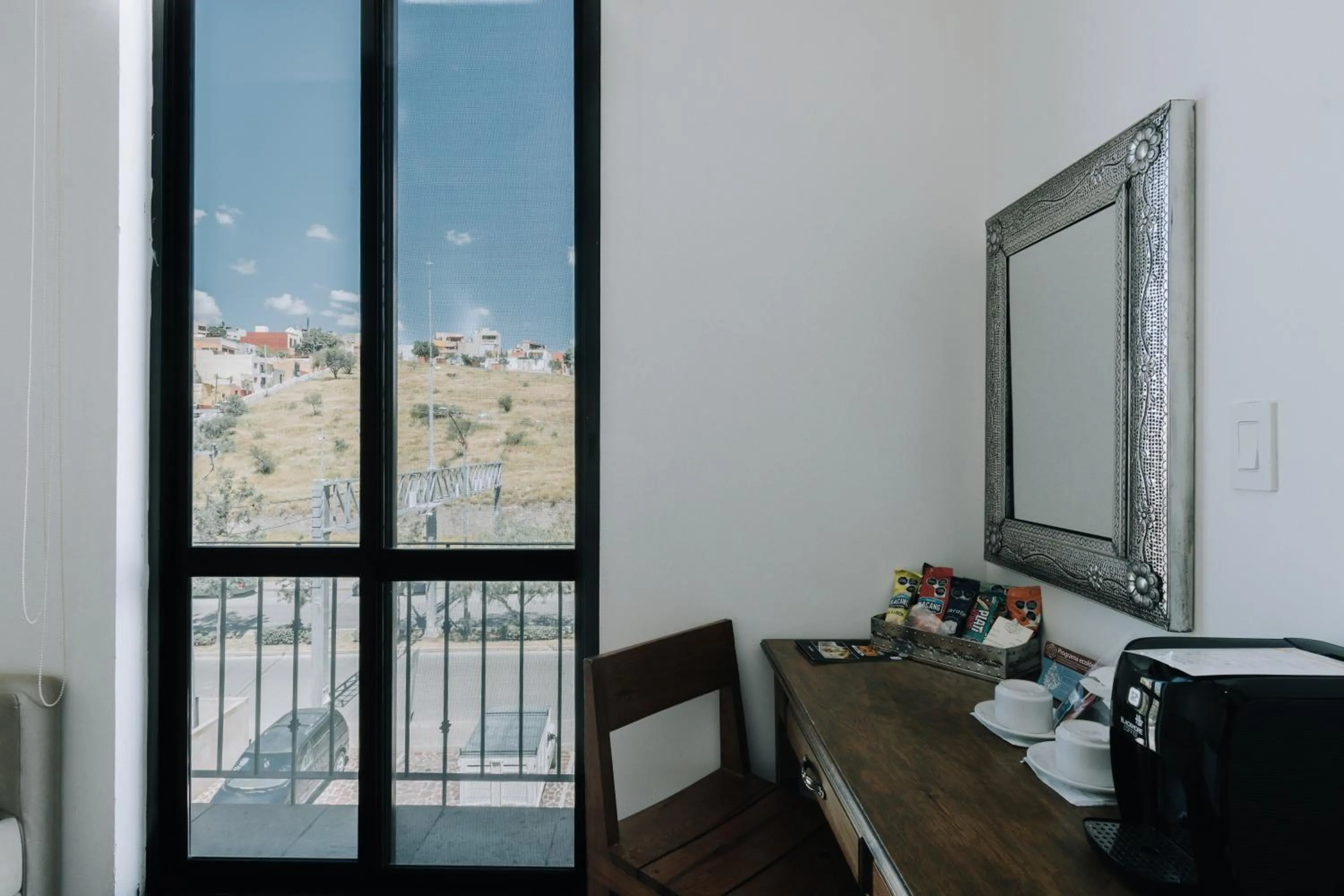 Photo of the whole room in Hotel La Estación