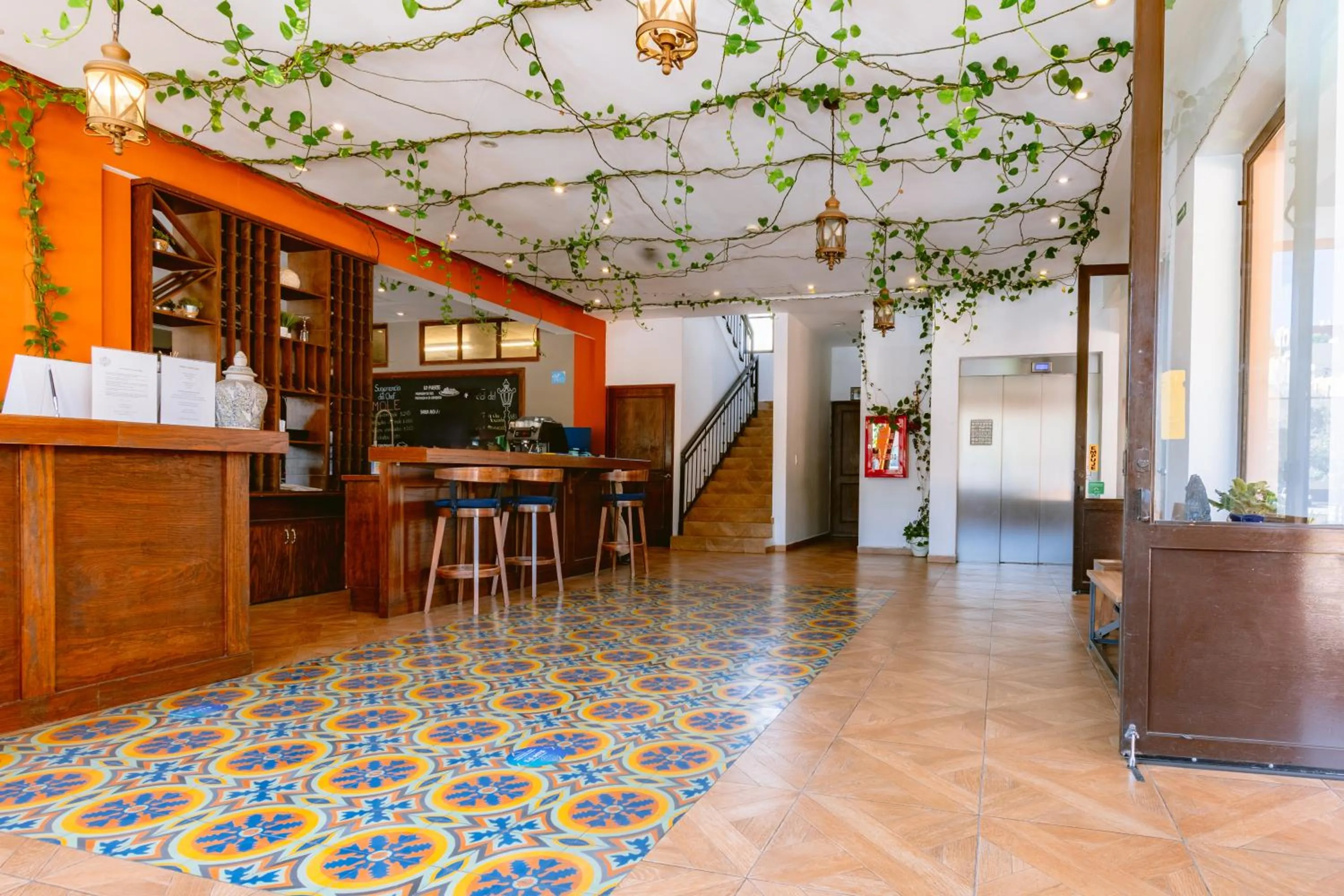 Lobby or reception in Hotel La Estación