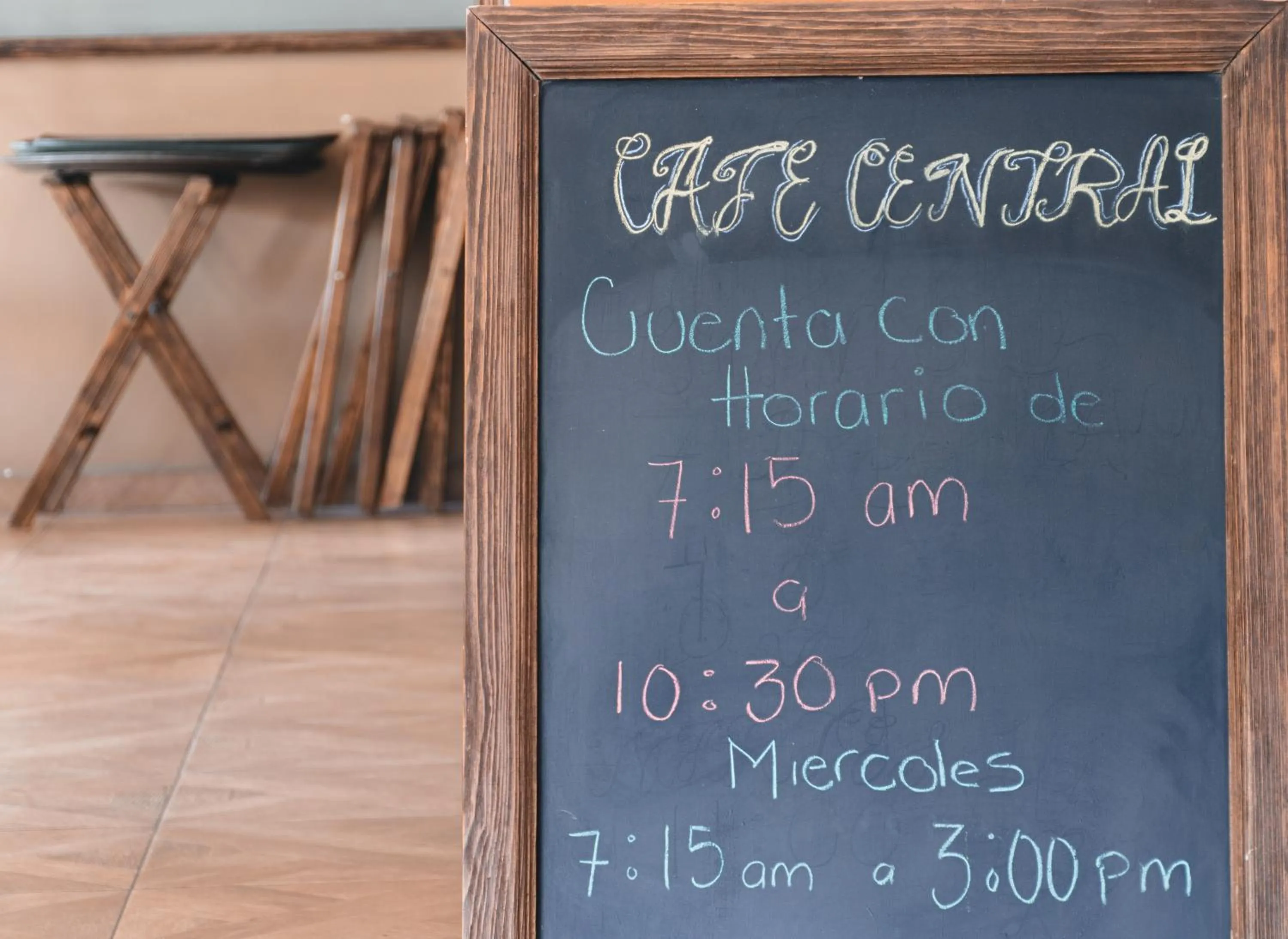 Restaurant/places to eat in Hotel La Estación