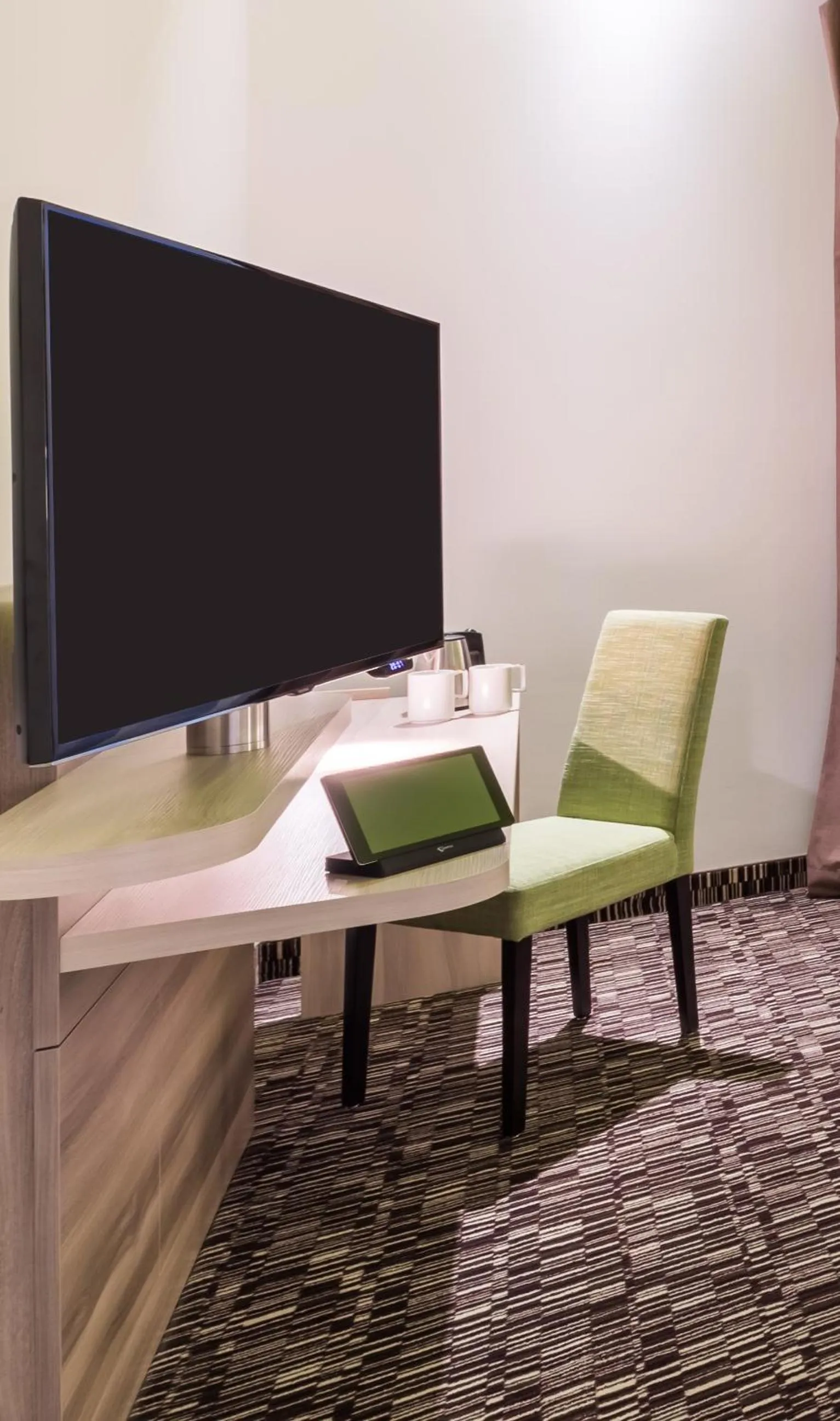 TV and multimedia in Park Inn by Radisson Neumarkt