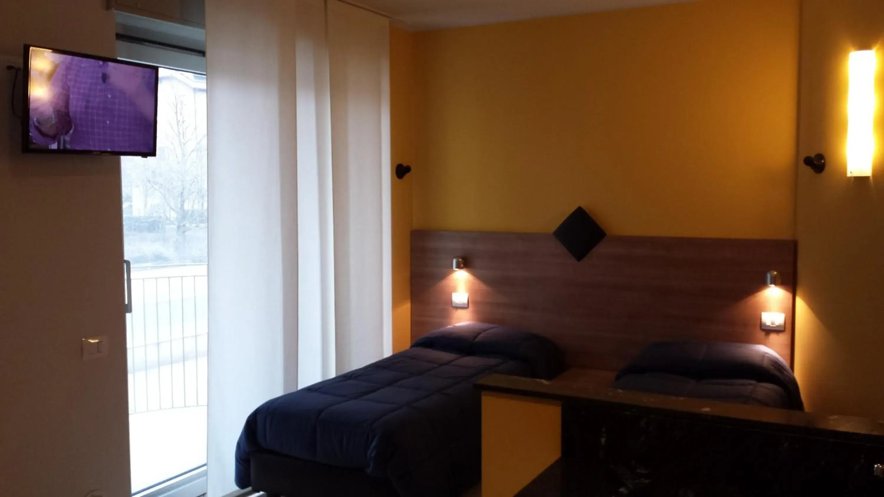 Studio - single occupancy in Residence Luna di Monza Studio - single occupancy in Residence Luna di Monza