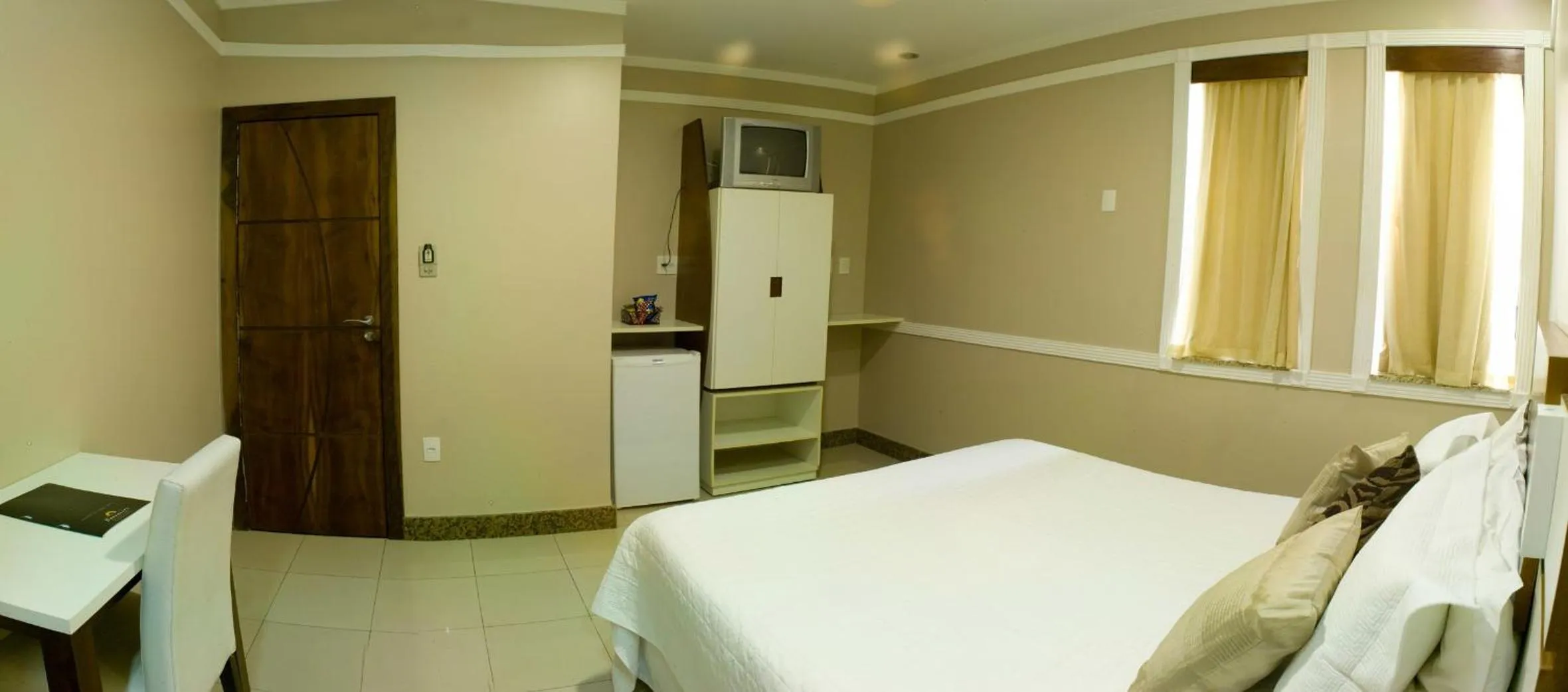 Photo of the whole room, Bed in Benvenuto Palace Hotel