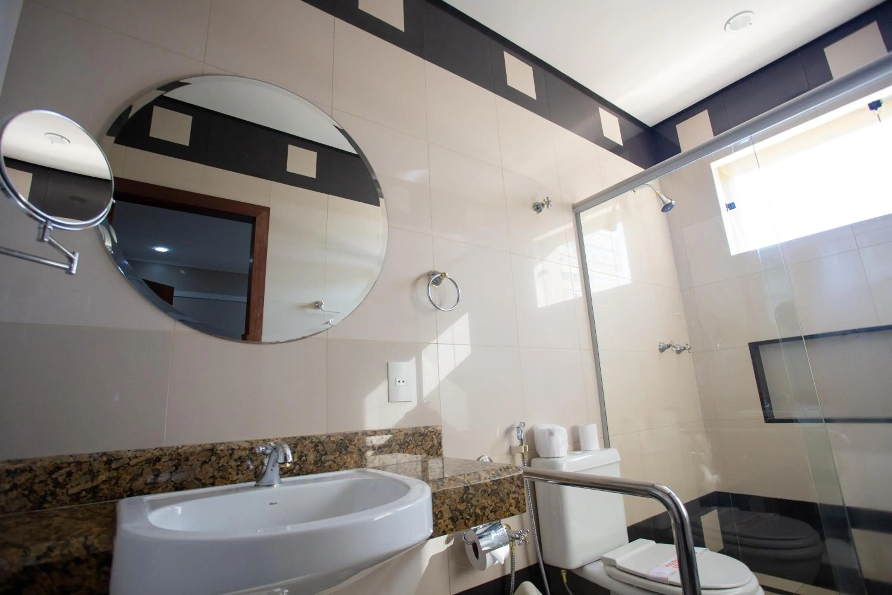 Bathroom in Benvenuto Palace Hotel