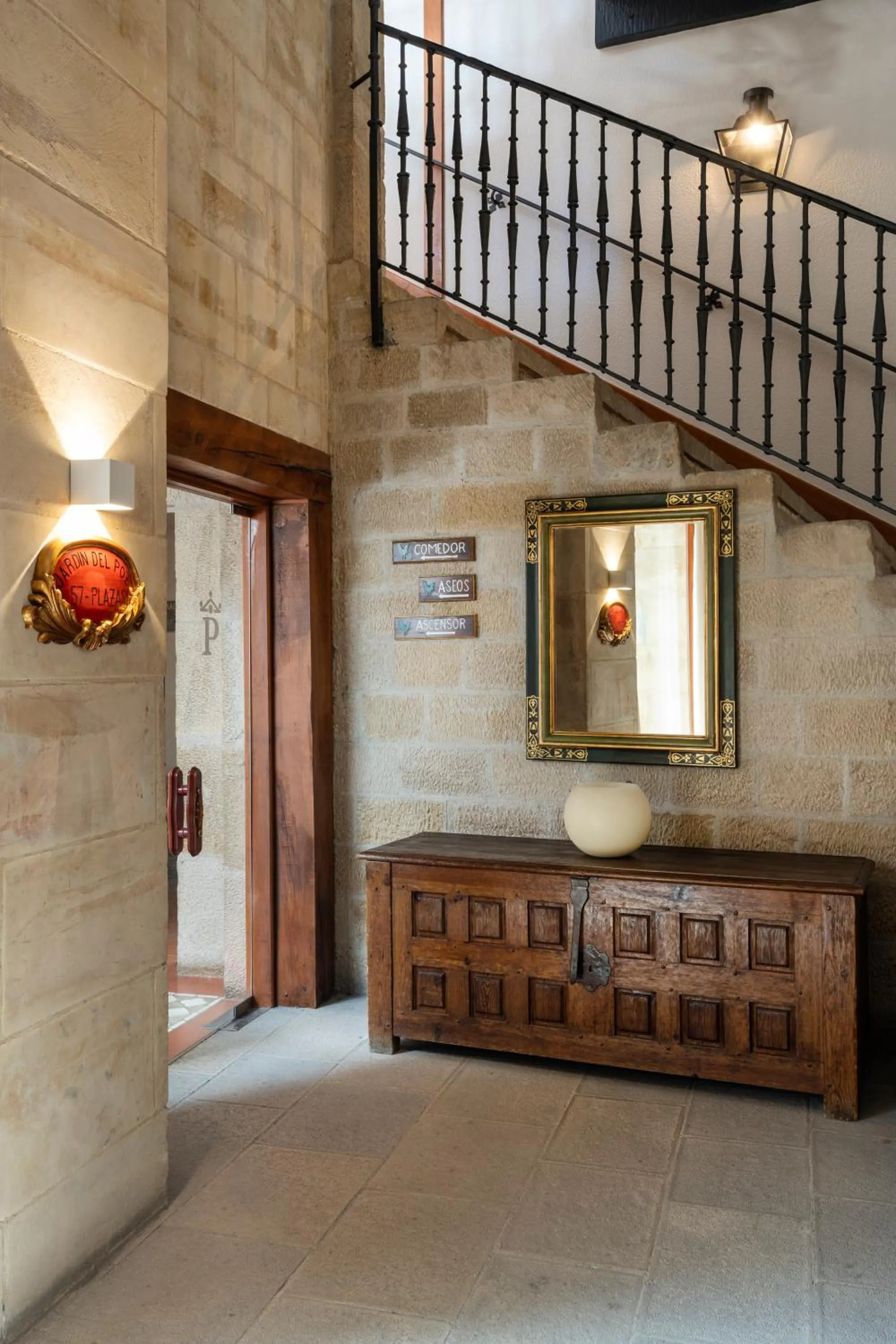 Property building in Parador de Santo Domingo de la Calzada