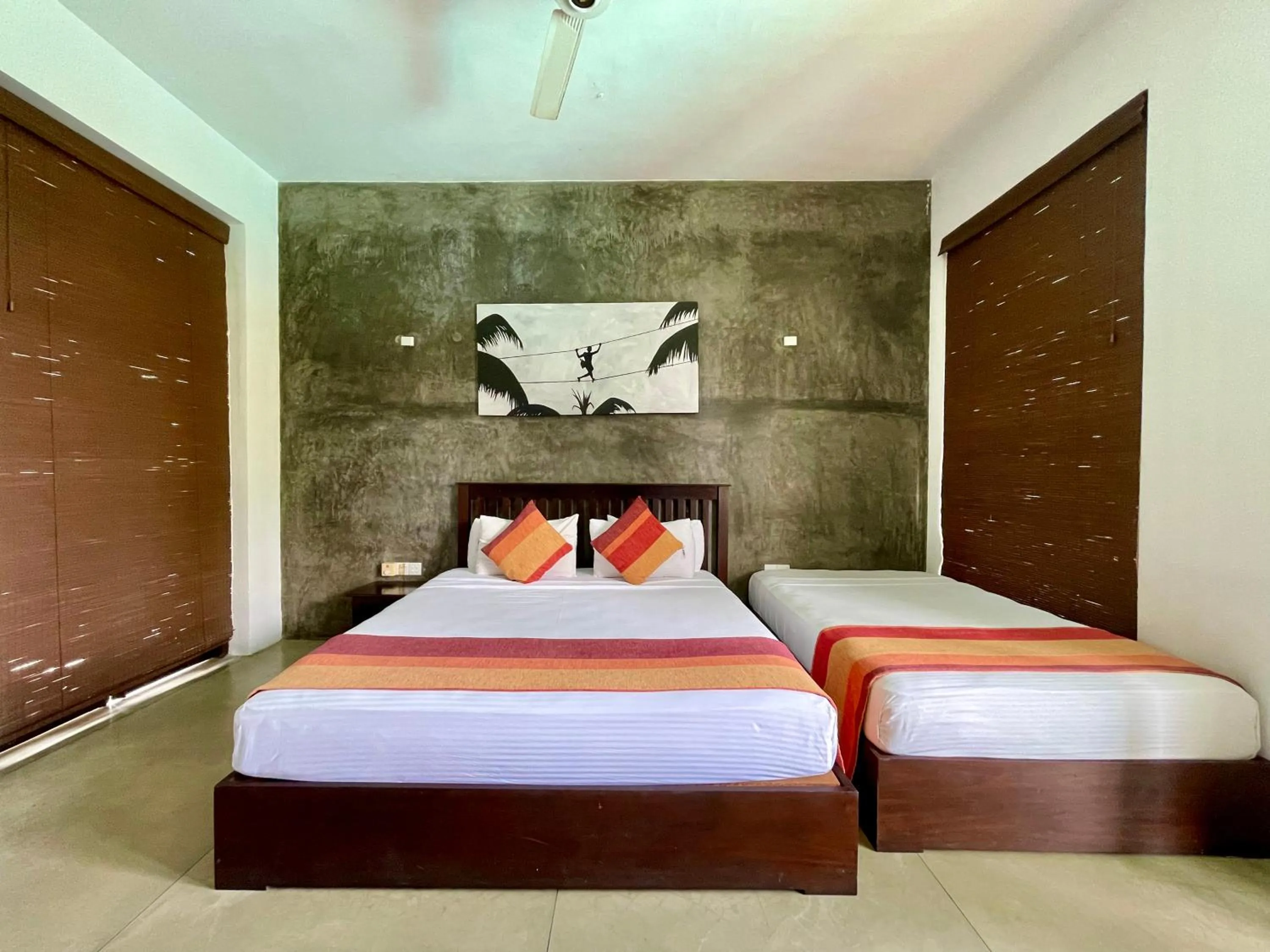 Bed in Olanro Hotel Negombo