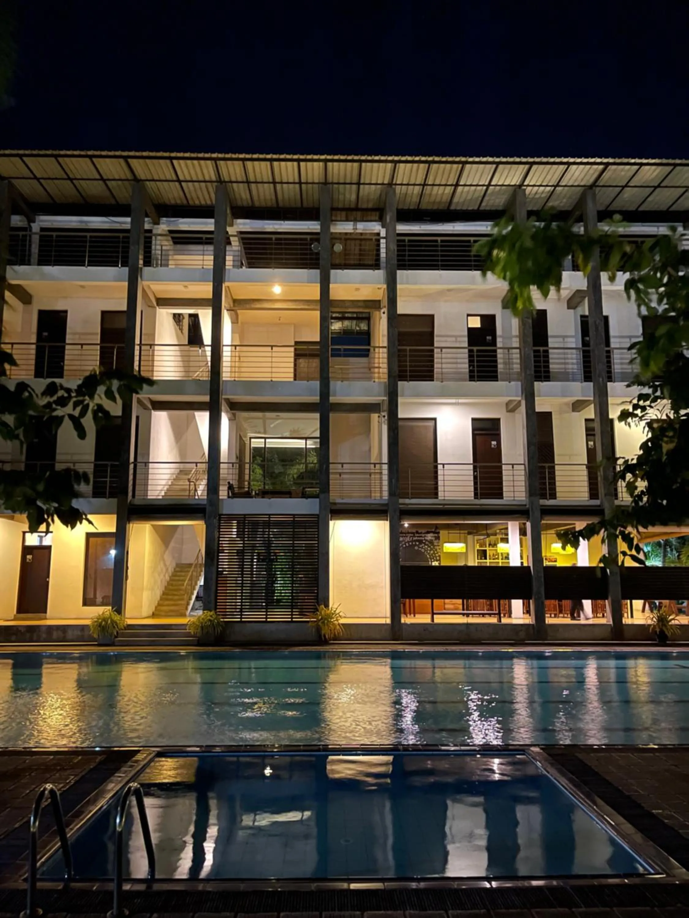 Property building in Olanro Hotel Negombo