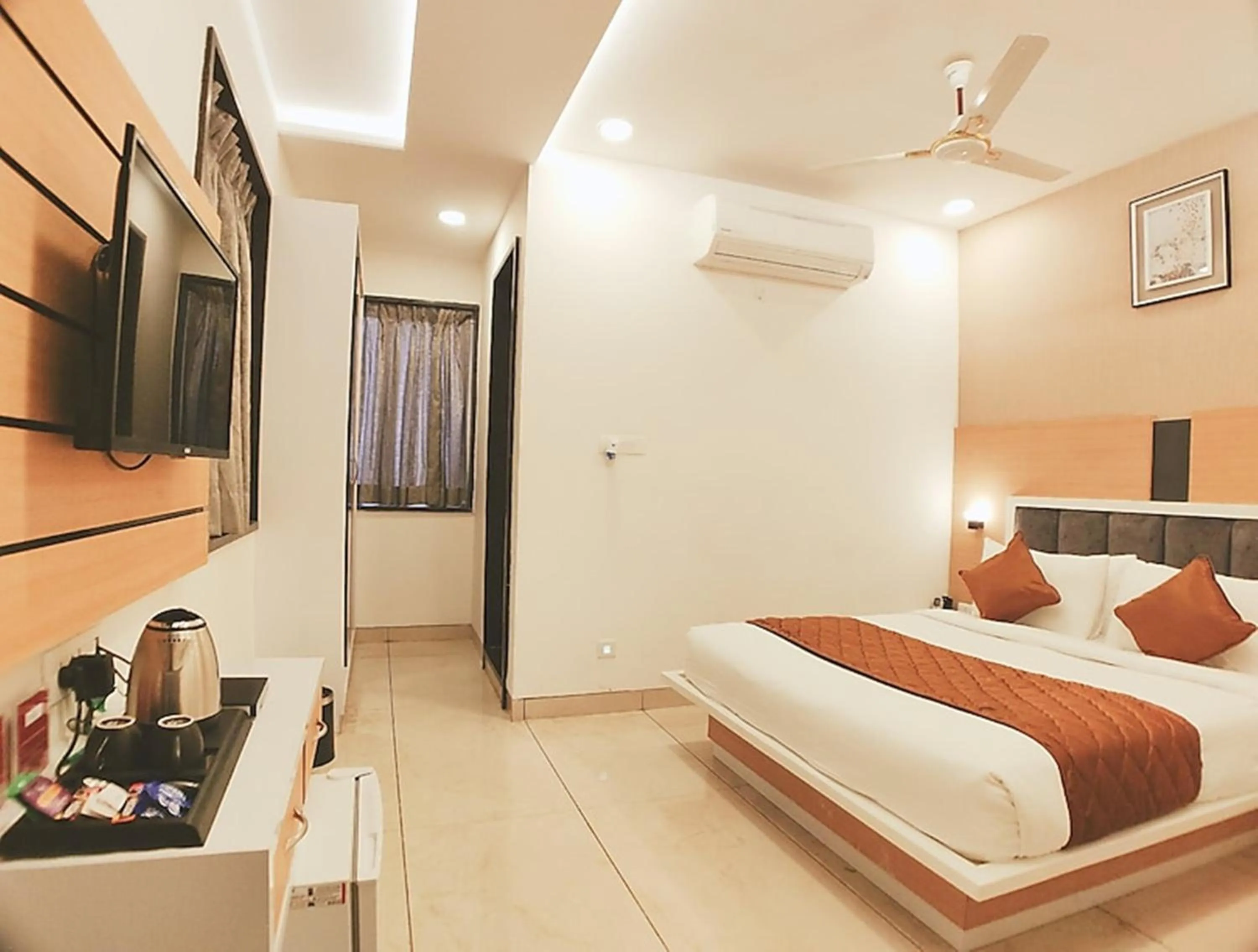 Bed in TGI Insignia Bhopal