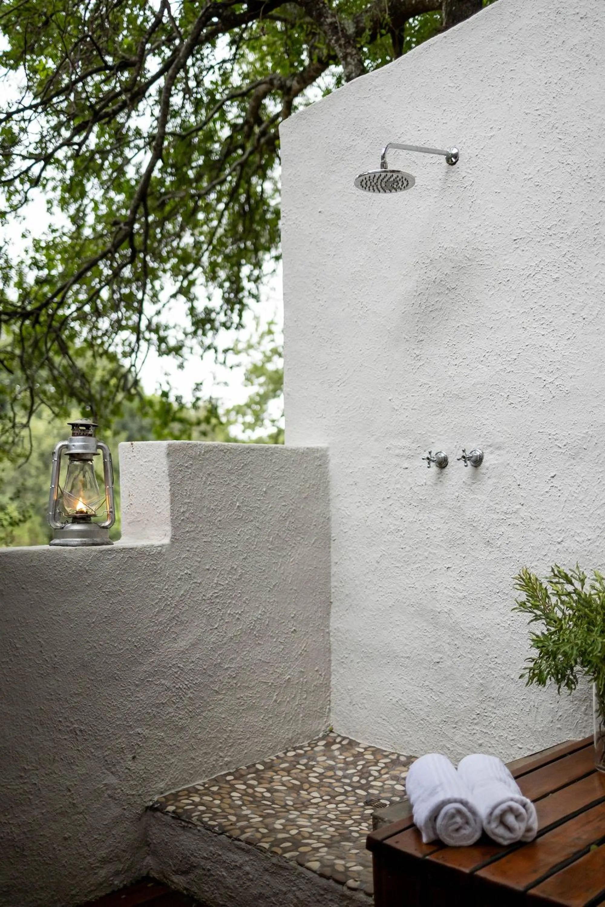 Shower in Karongwe - Kuname Safari Lodge