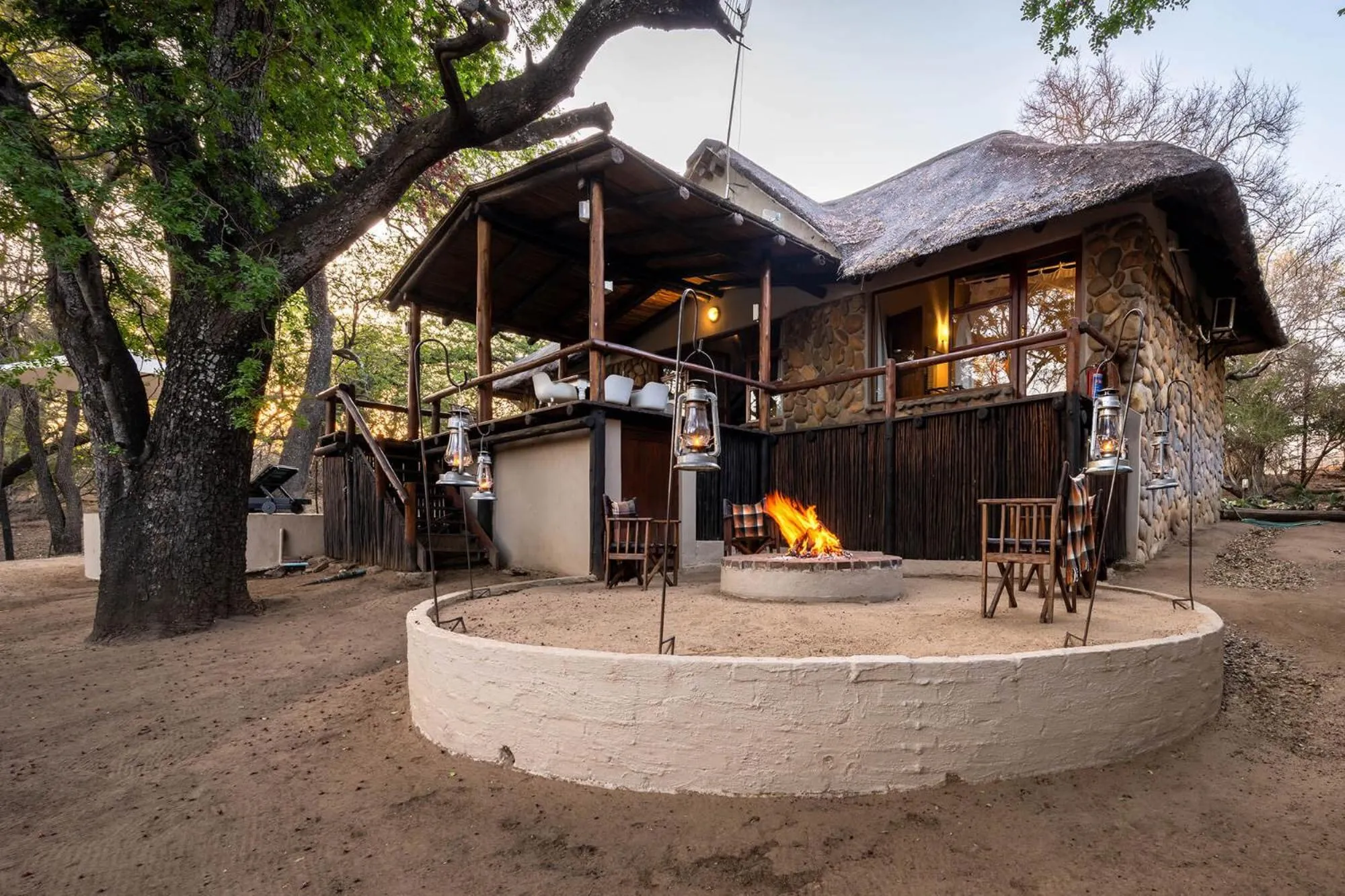 Property building in Karongwe - Kuname Safari Lodge