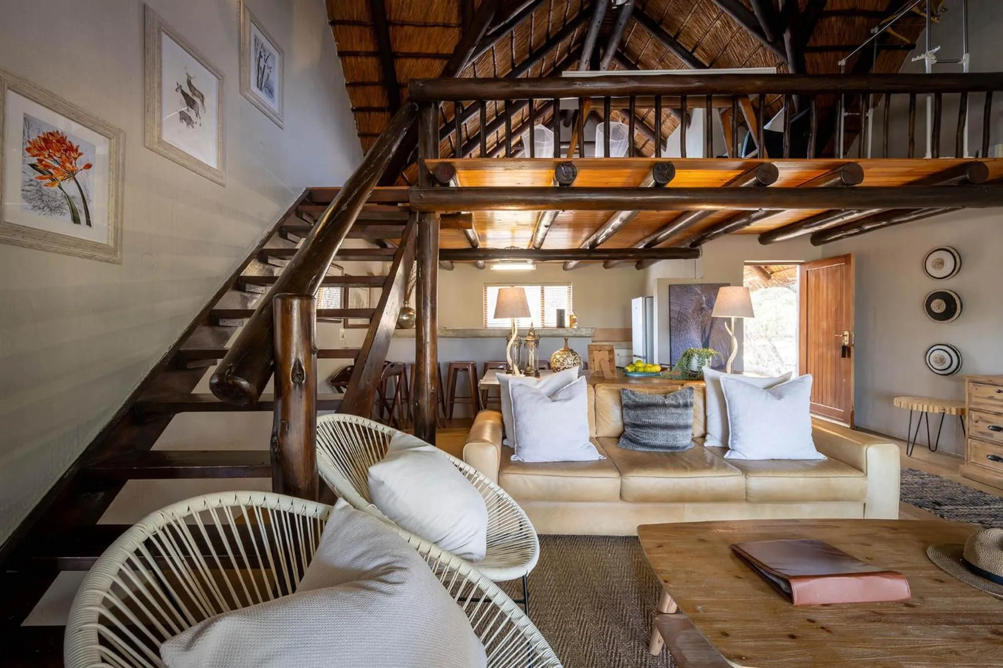 Living room in Karongwe - Kuname Safari Lodge