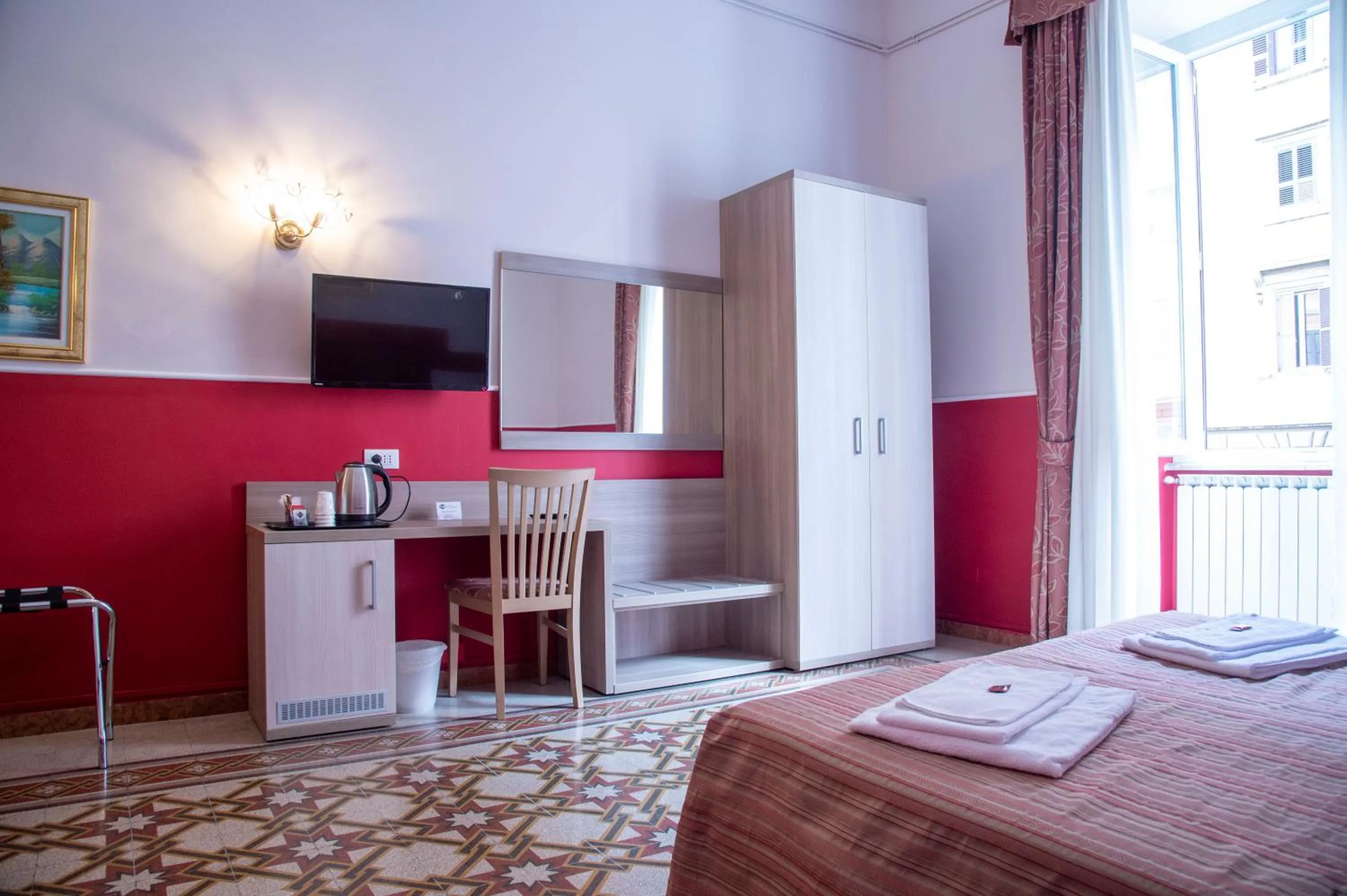 TV and multimedia, Bed in Domus Napoleone