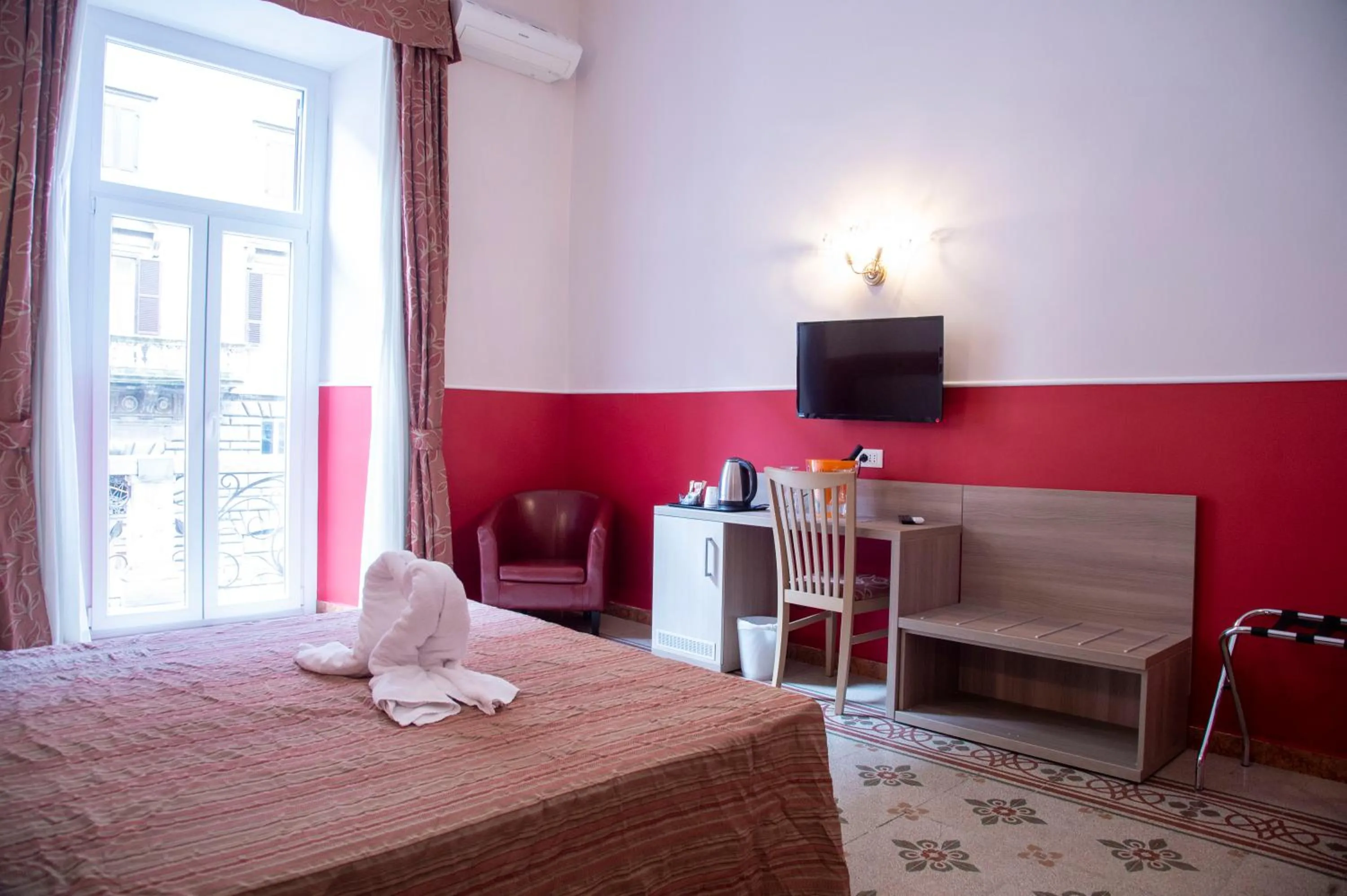 Bedroom, Bed in Domus Napoleone