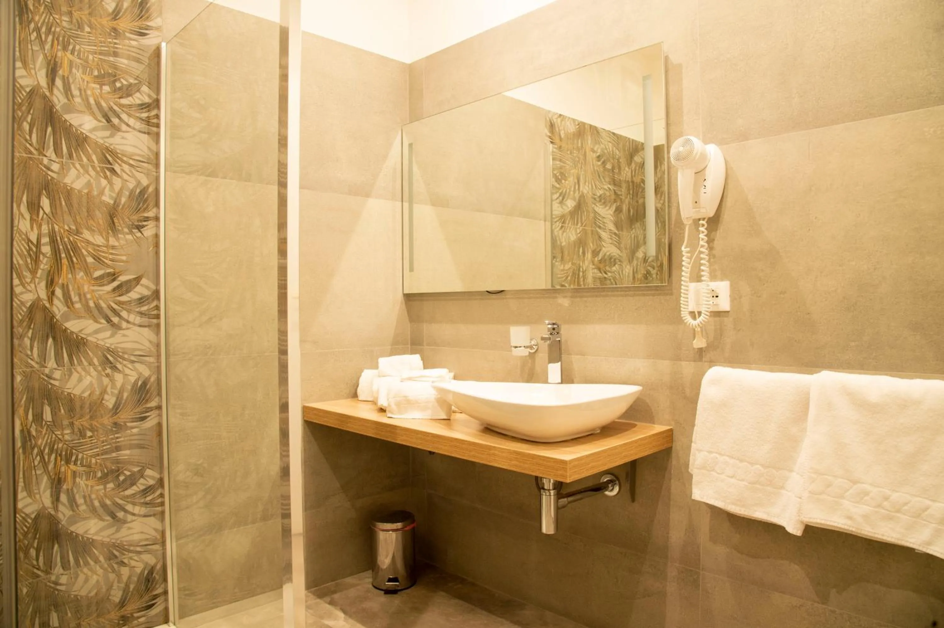 Bathroom in Domus Napoleone