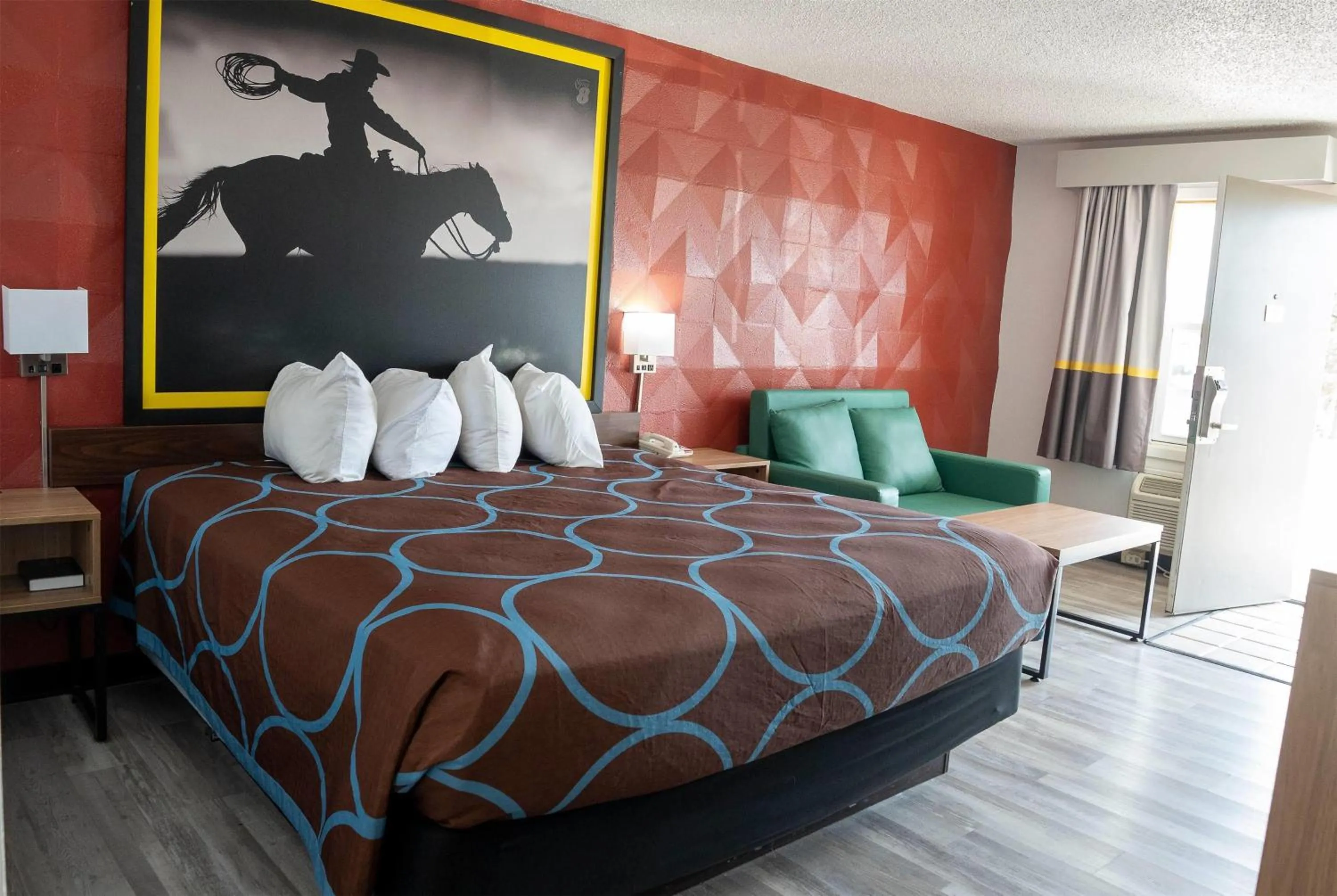 Photo of the whole room, Bed in Super 8 by Wyndham Newcastle