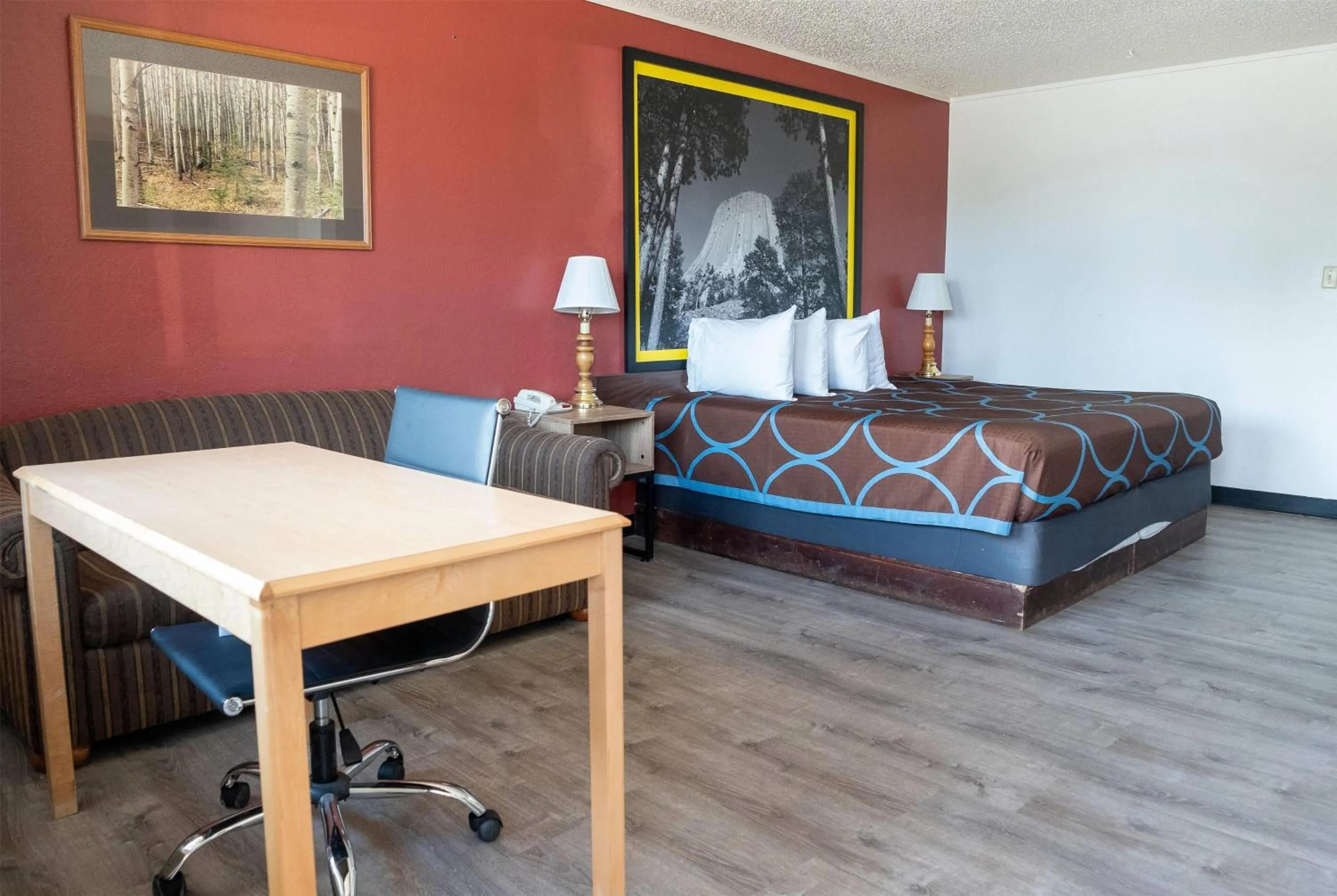 Photo of the whole room in Super 8 by Wyndham Newcastle