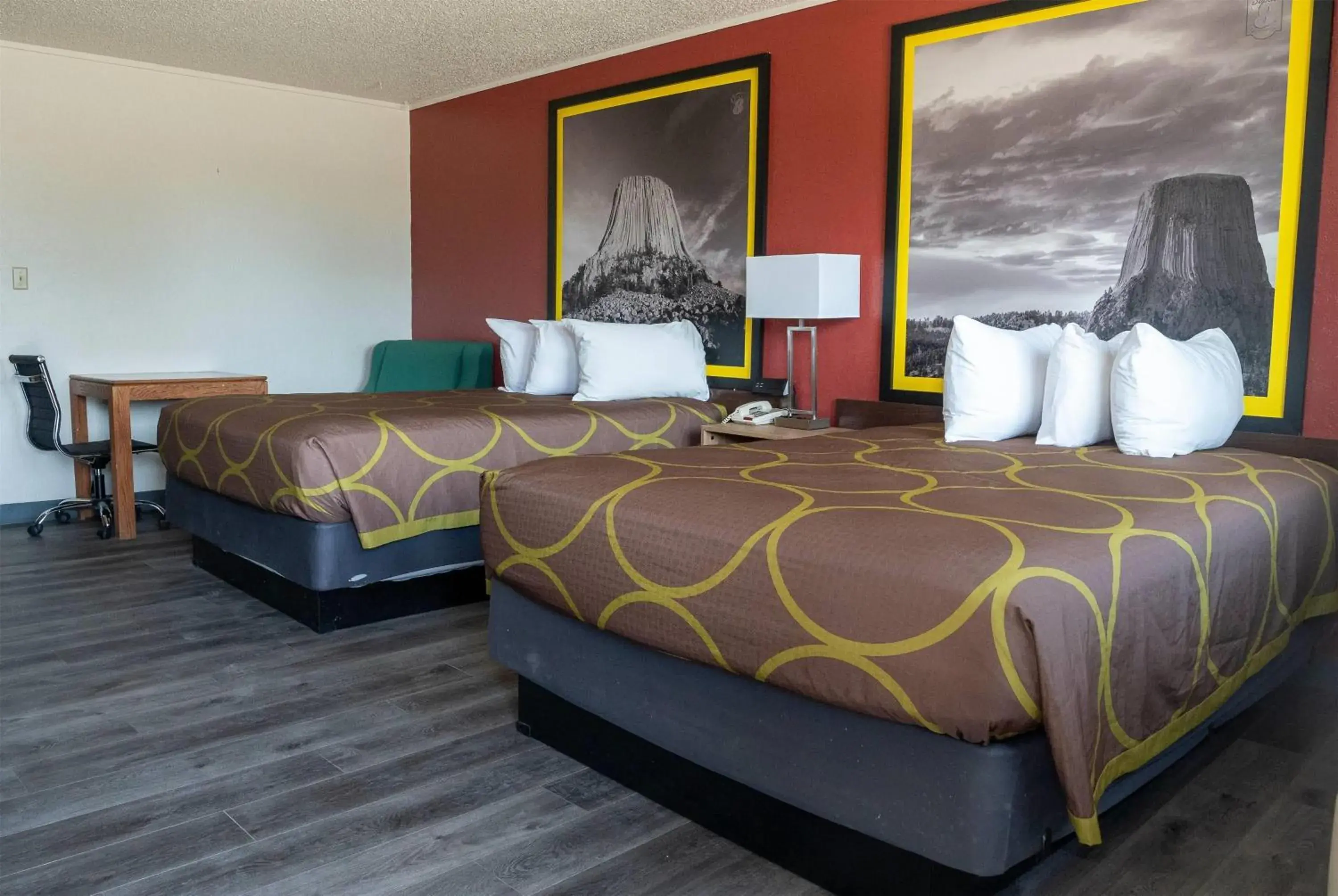 Deluxe Queen Room with Two Queen Beds - Non-Smoking in Super 8 by Wyndham Newcastle Deluxe Queen Room with Two Queen Beds - Non-Smoking in Super 8 by Wyndham Newcastle