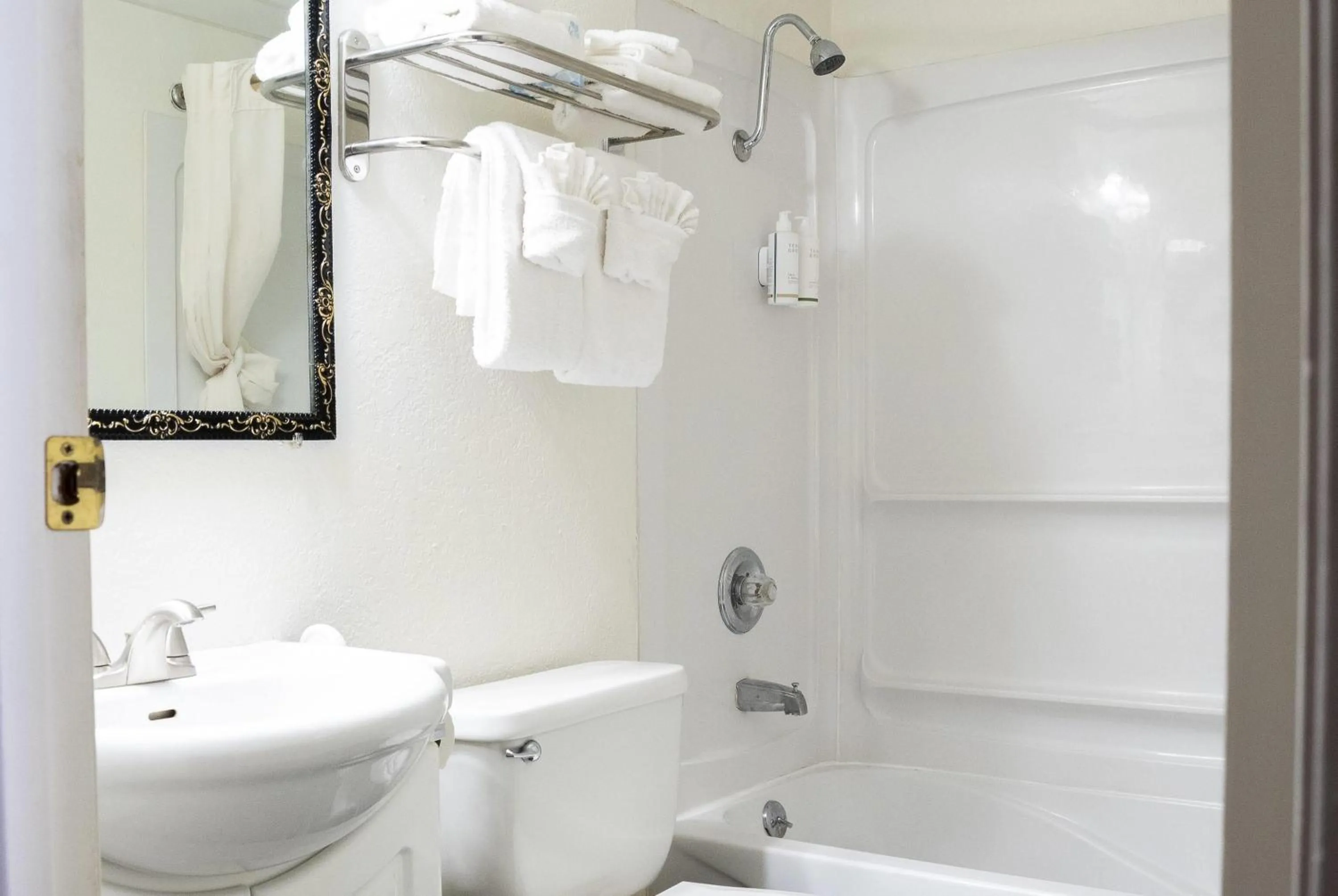 Bathroom in Super 8 by Wyndham Newcastle