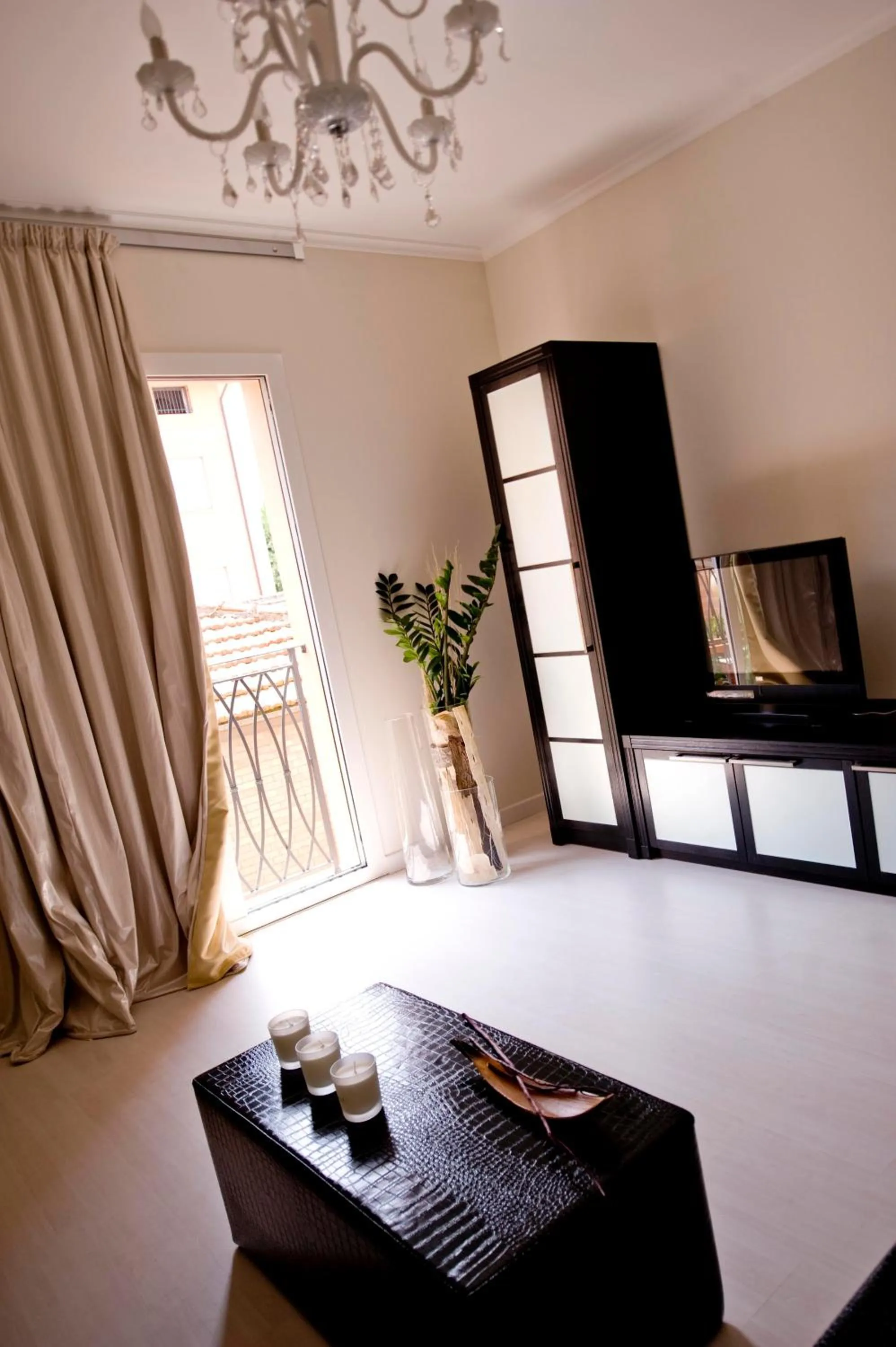 TV and multimedia in Hotel Mediterraneo Club Benessere