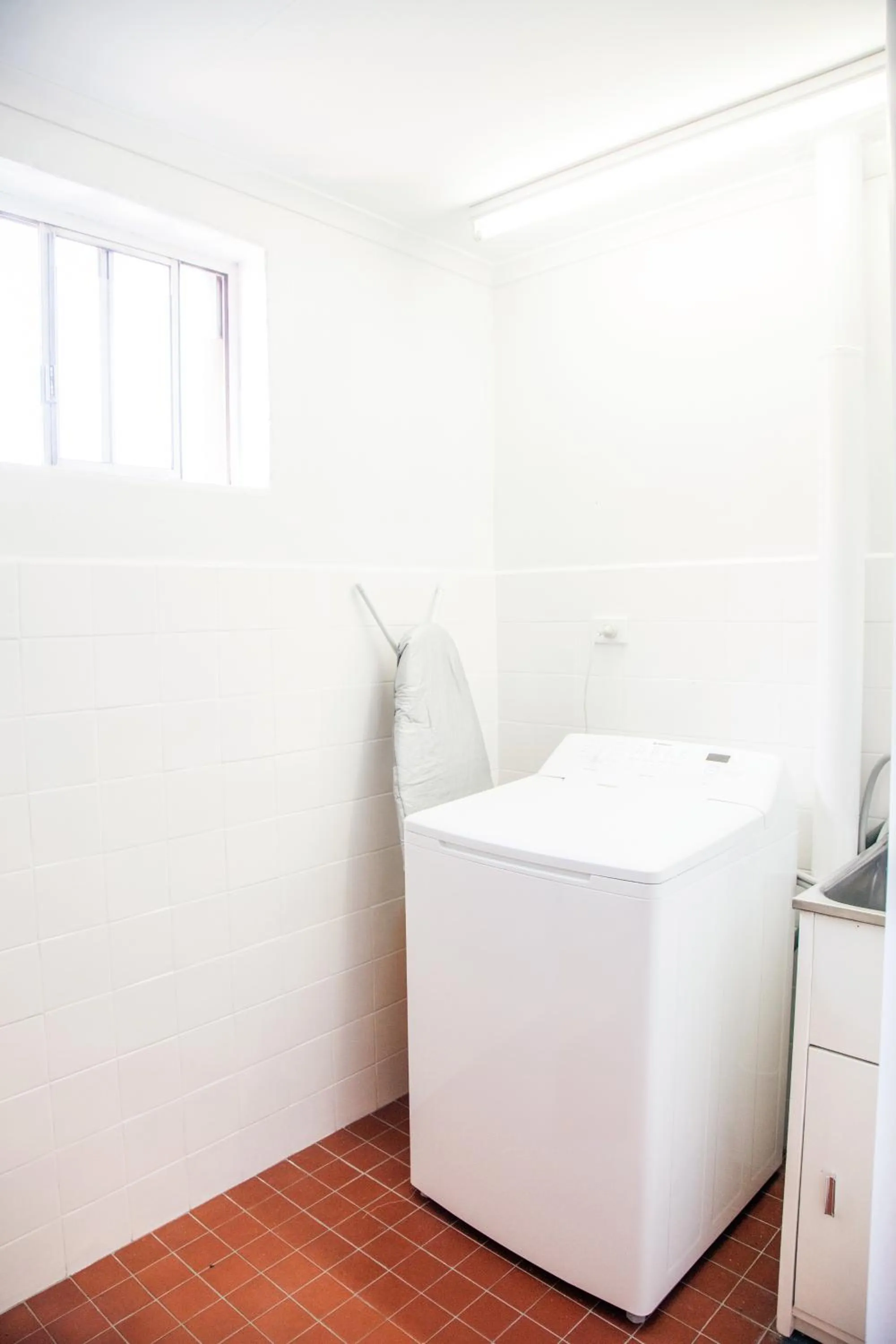 Area and facilities in Tudor Inn Newcastle