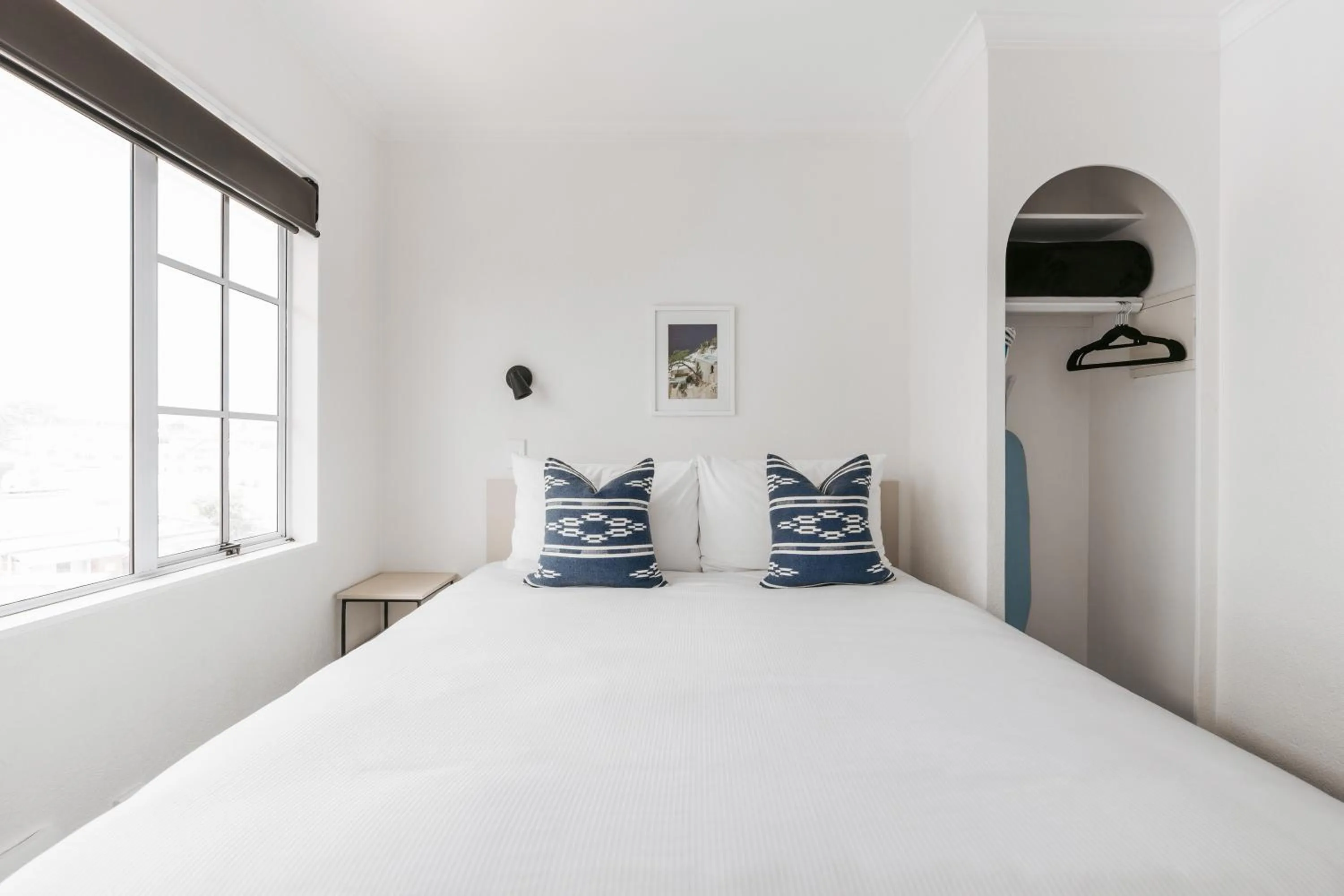 Bed in The Mission Belle Motel