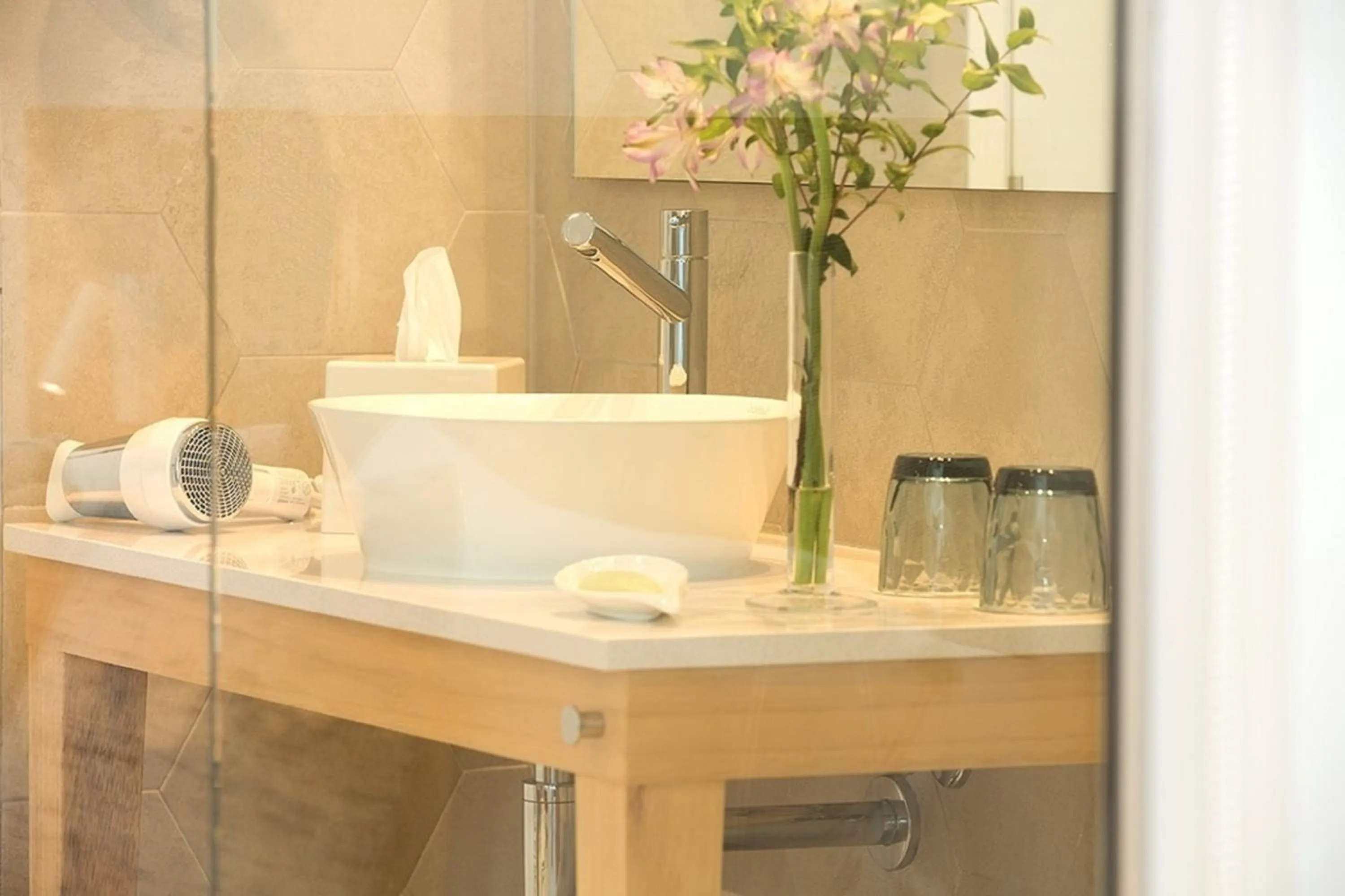 Bathroom in Myseahouse Flamingo - Adults Only 4* Sup