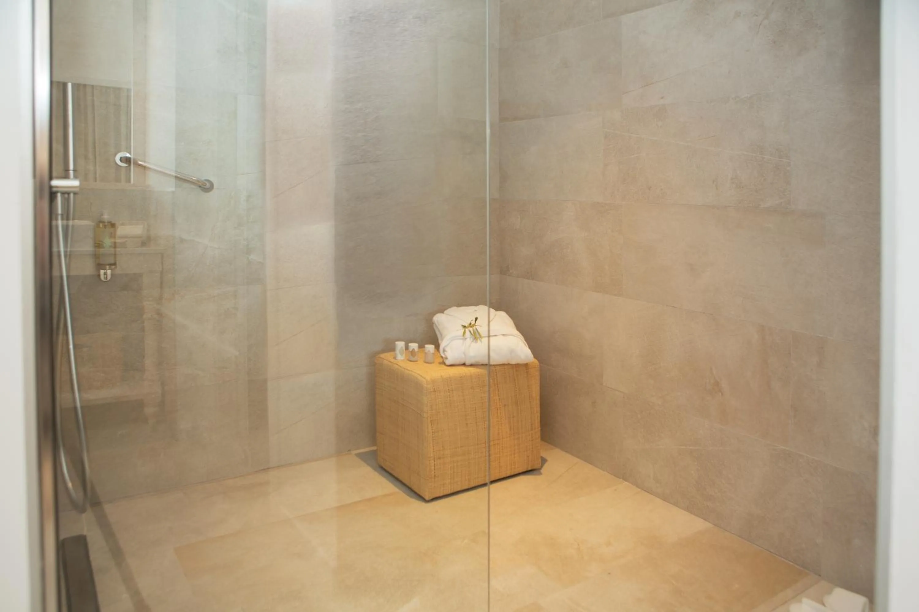 Shower in Myseahouse Flamingo - Adults Only 4* Sup