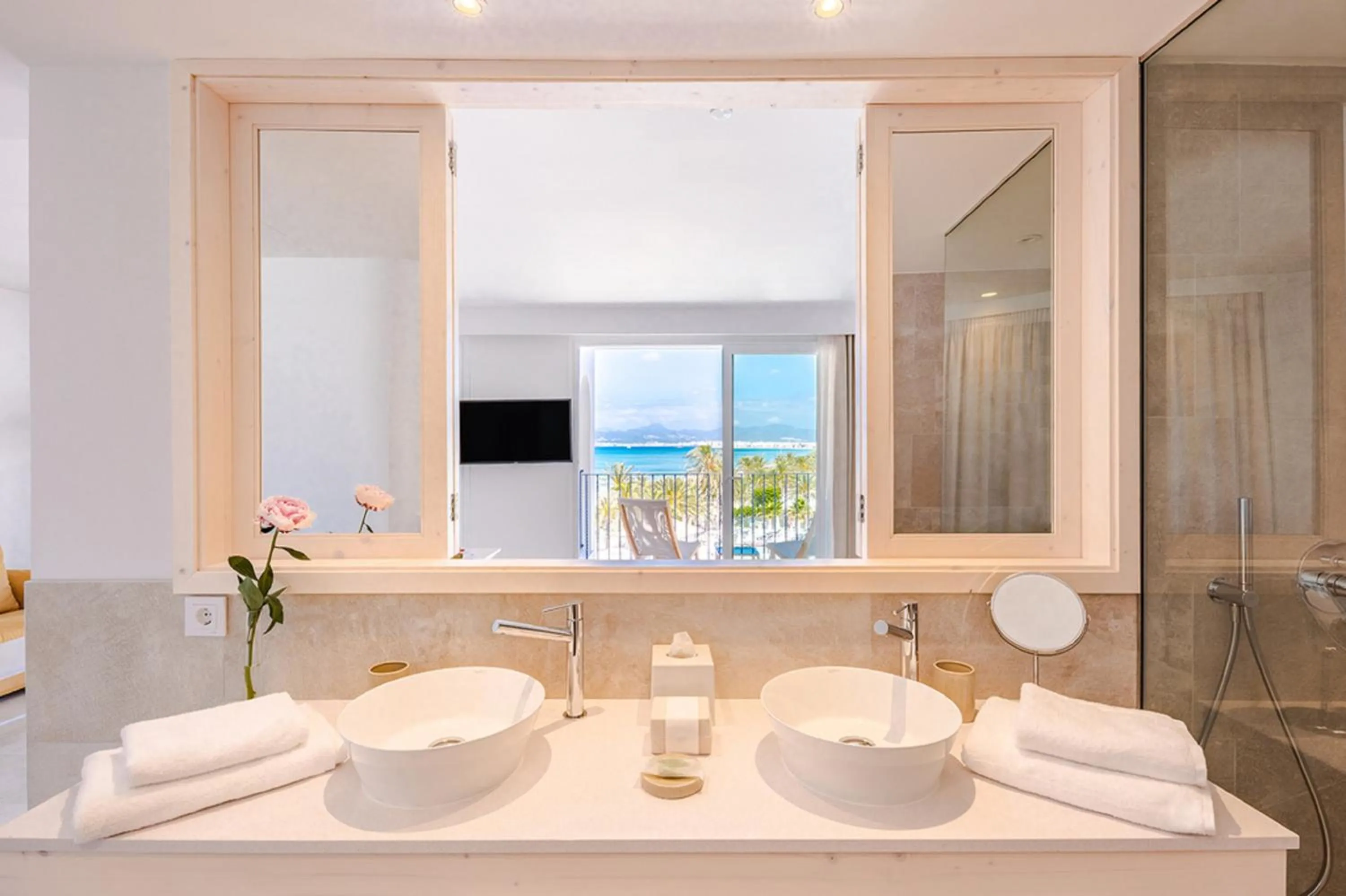 Bathroom in Myseahouse Flamingo - Adults Only 4* Sup